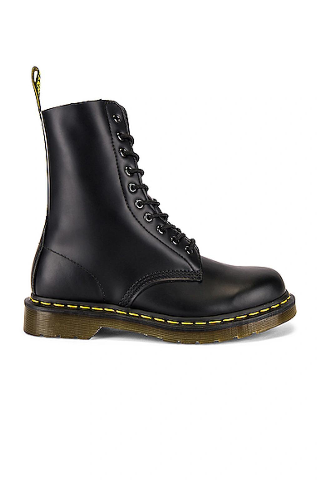 DR. MARTENS' 1490 Smooth Boots In Black Product Image