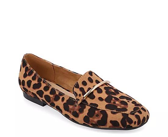 Journee Collection Womens Wrenn Wide Loafer Product Image