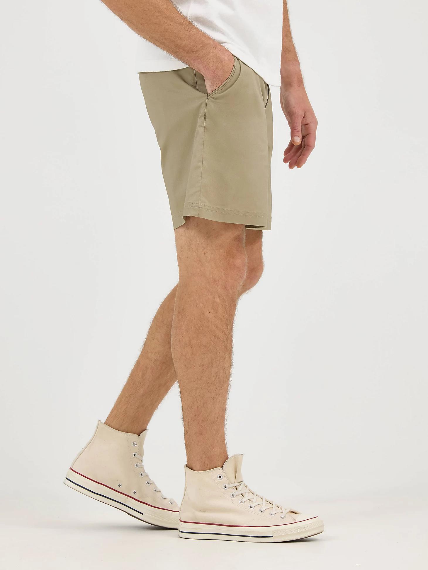 Men's Extreme Motion 7" Flat Front Short | Men's Shorts | Lee® Product Image