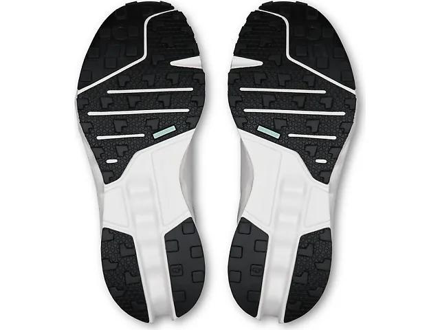 Women's | On Cloudsurfer Trail Product Image