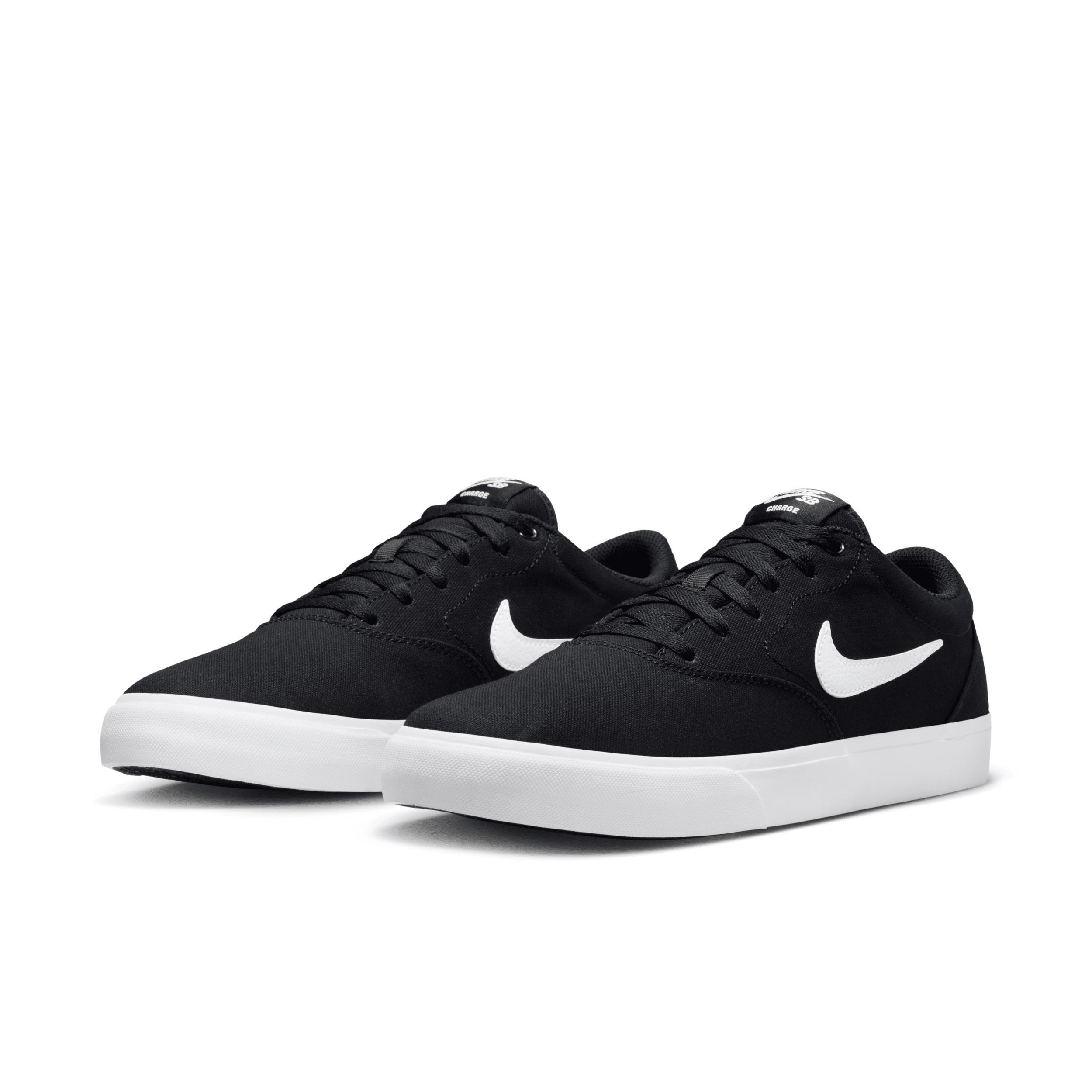 Nike SB Charge Canvas Skate Shoes Product Image