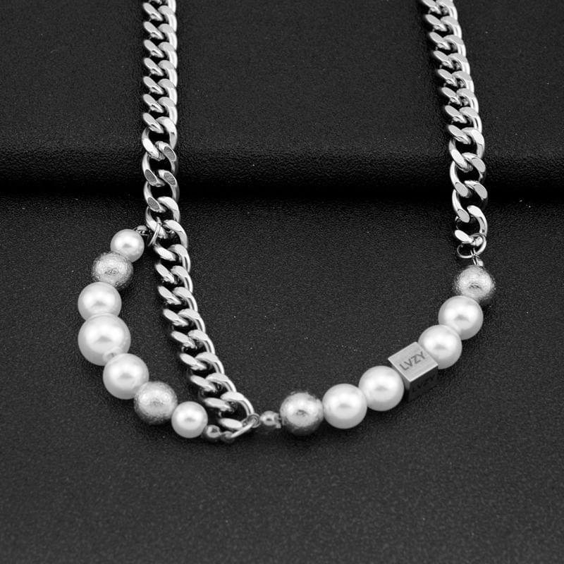 Beaded Chained Necklace Product Image