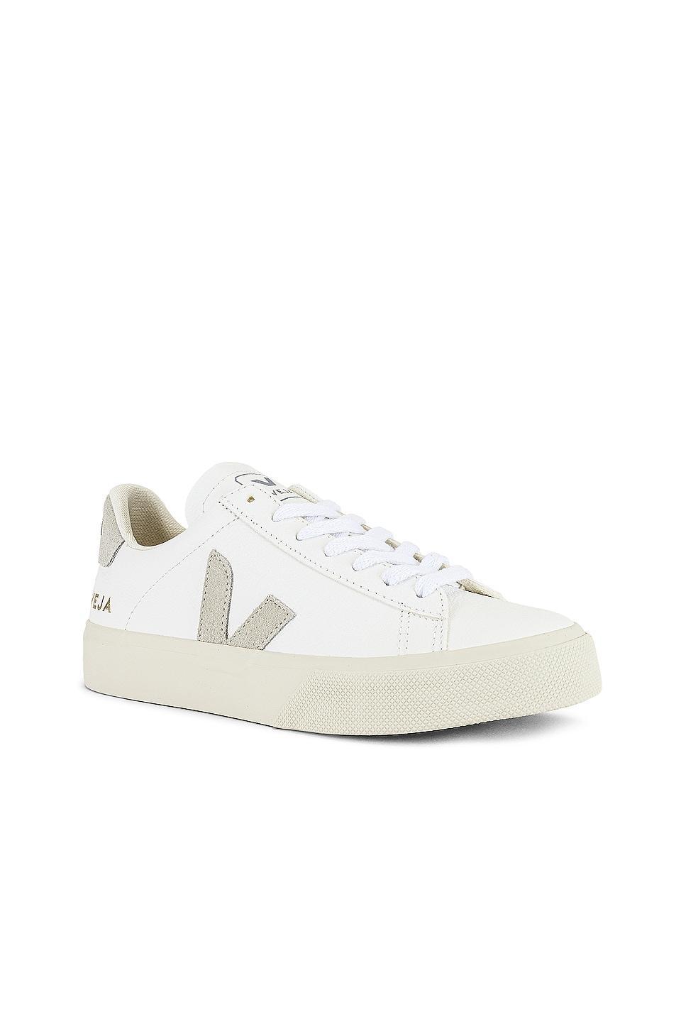 Campo Sneaker Veja Product Image