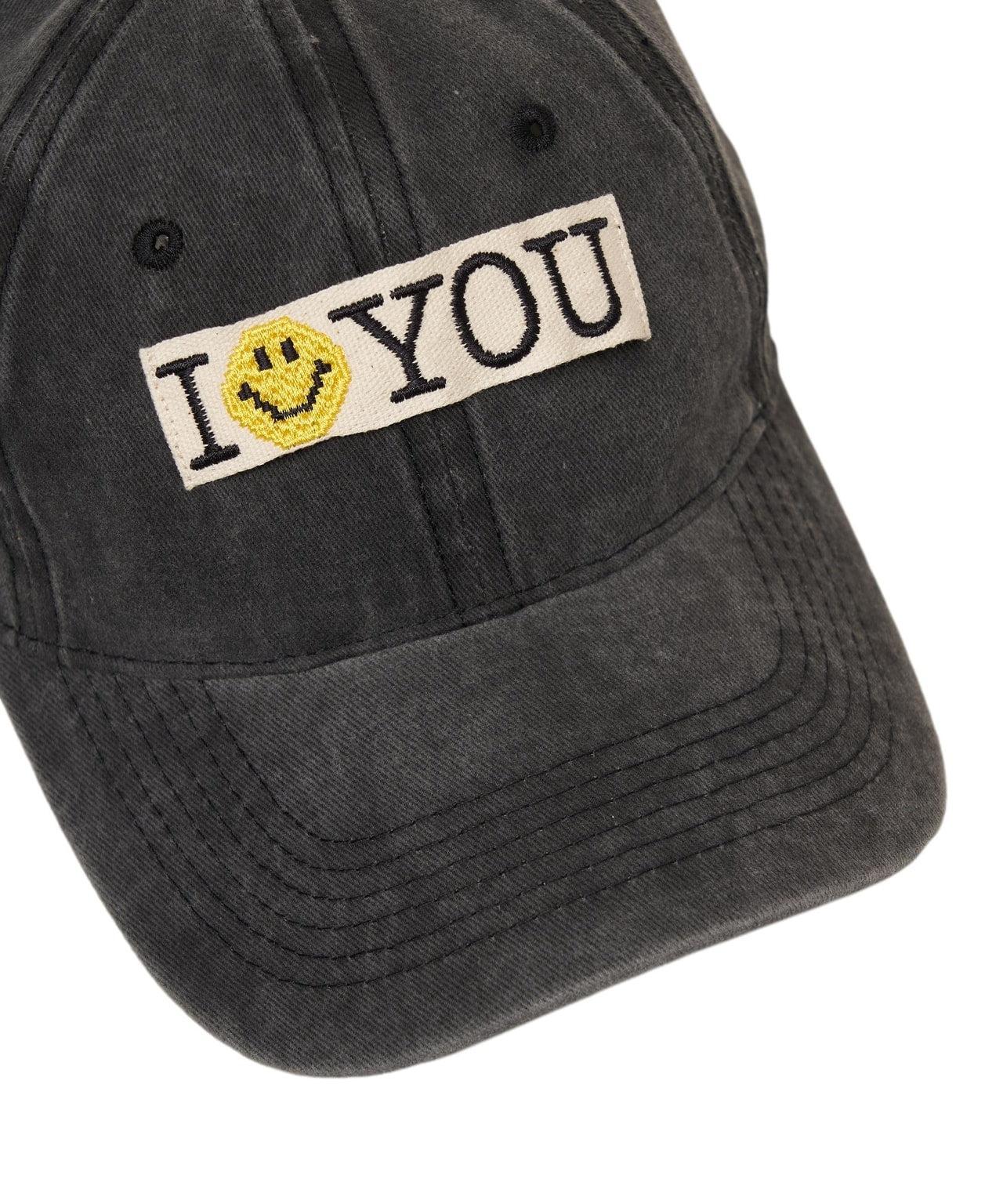 Baseball cap with patch Product Image