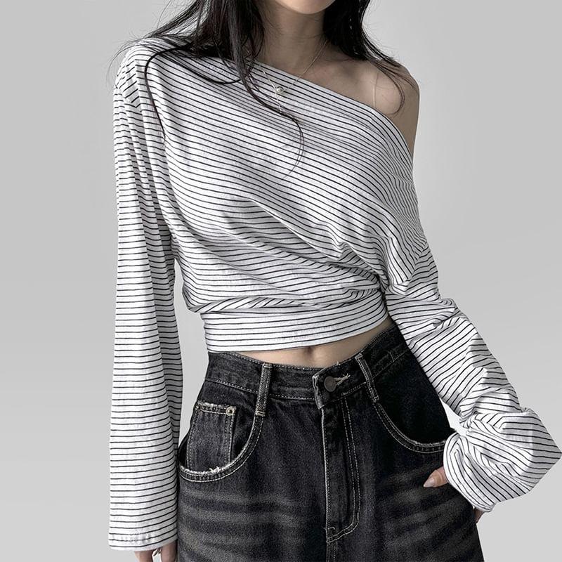 Long-Sleeve One Shoulder Striped Cropped Tee Product Image