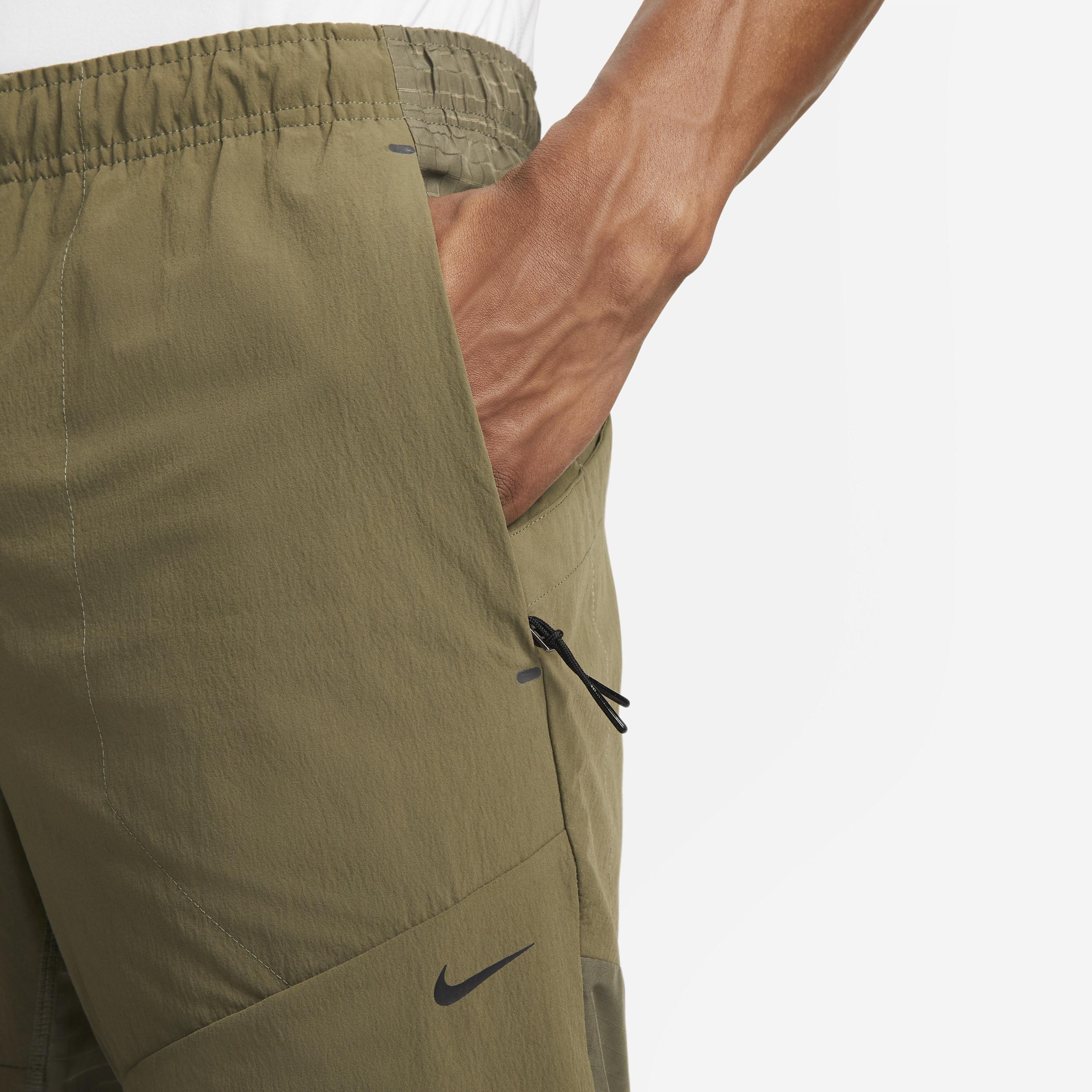 Nike Mens A.P.S. Dri-FIT ADV Woven Versatile Pants Product Image