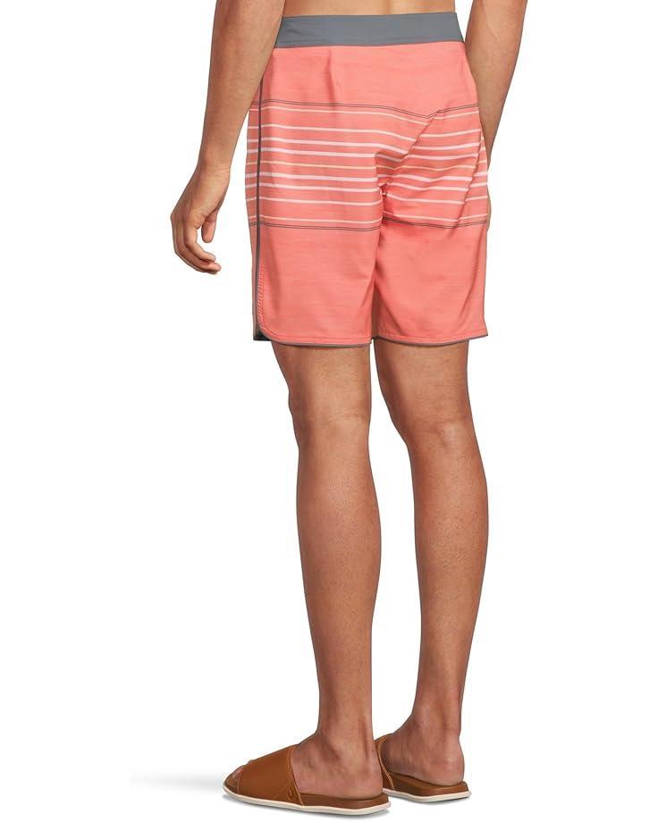 Everyday Stripe Vee 21" Boardshorts Product Image