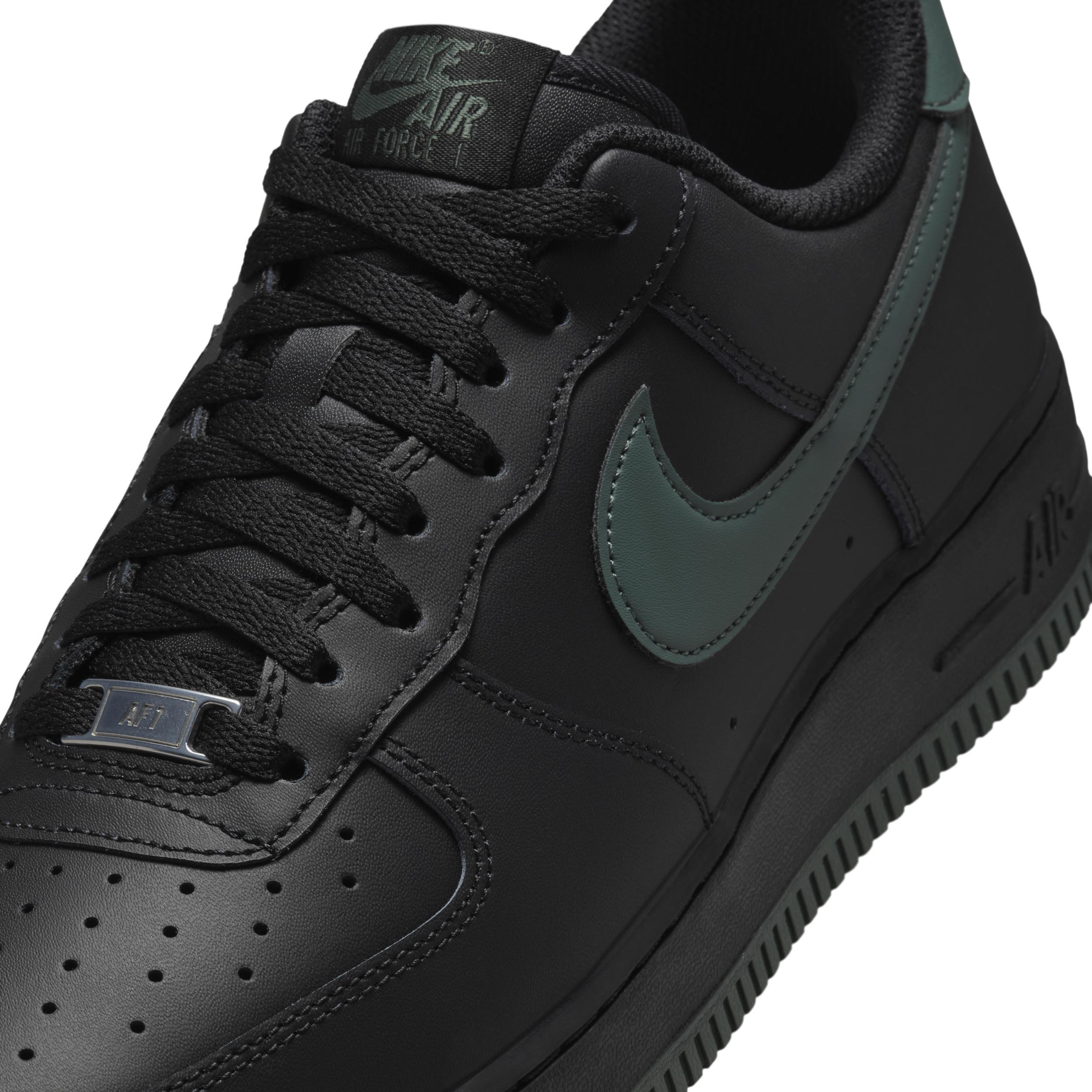 Nike Air Force 1 '07 Men's Shoes Product Image