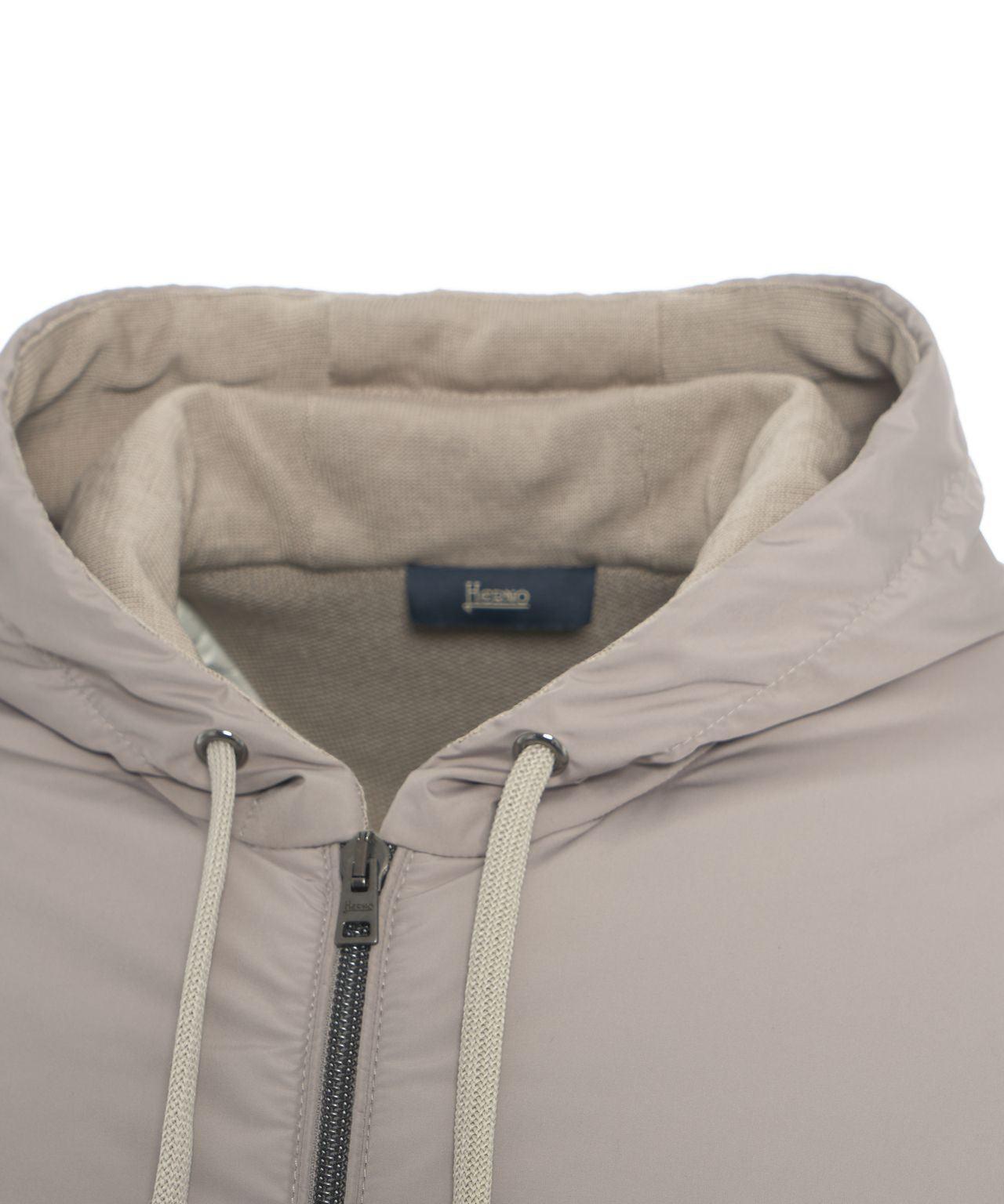 Tricot jacket with padded front Product Image