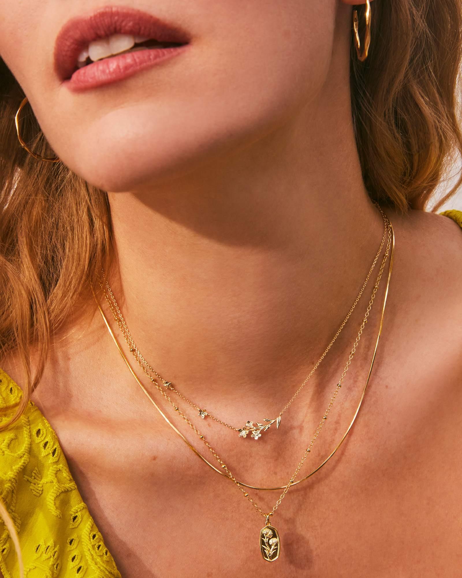 Lilah Pendant Necklace in 18k Gold Vermeil Product Image