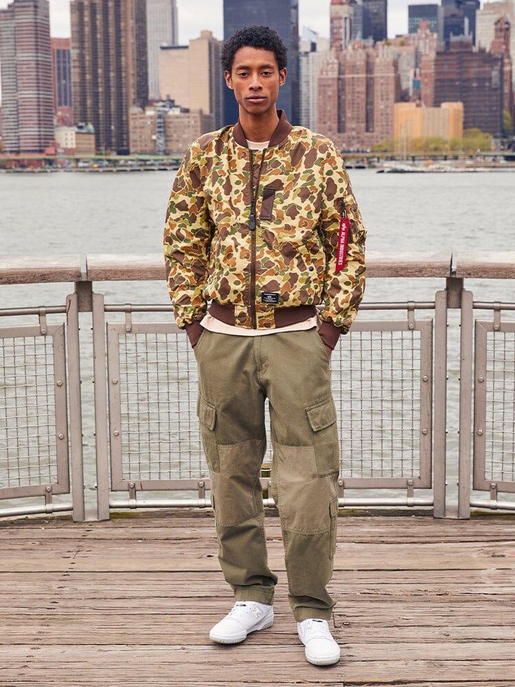 L-2B SKYMASTER GEN II BOMBER JACKET Male Product Image