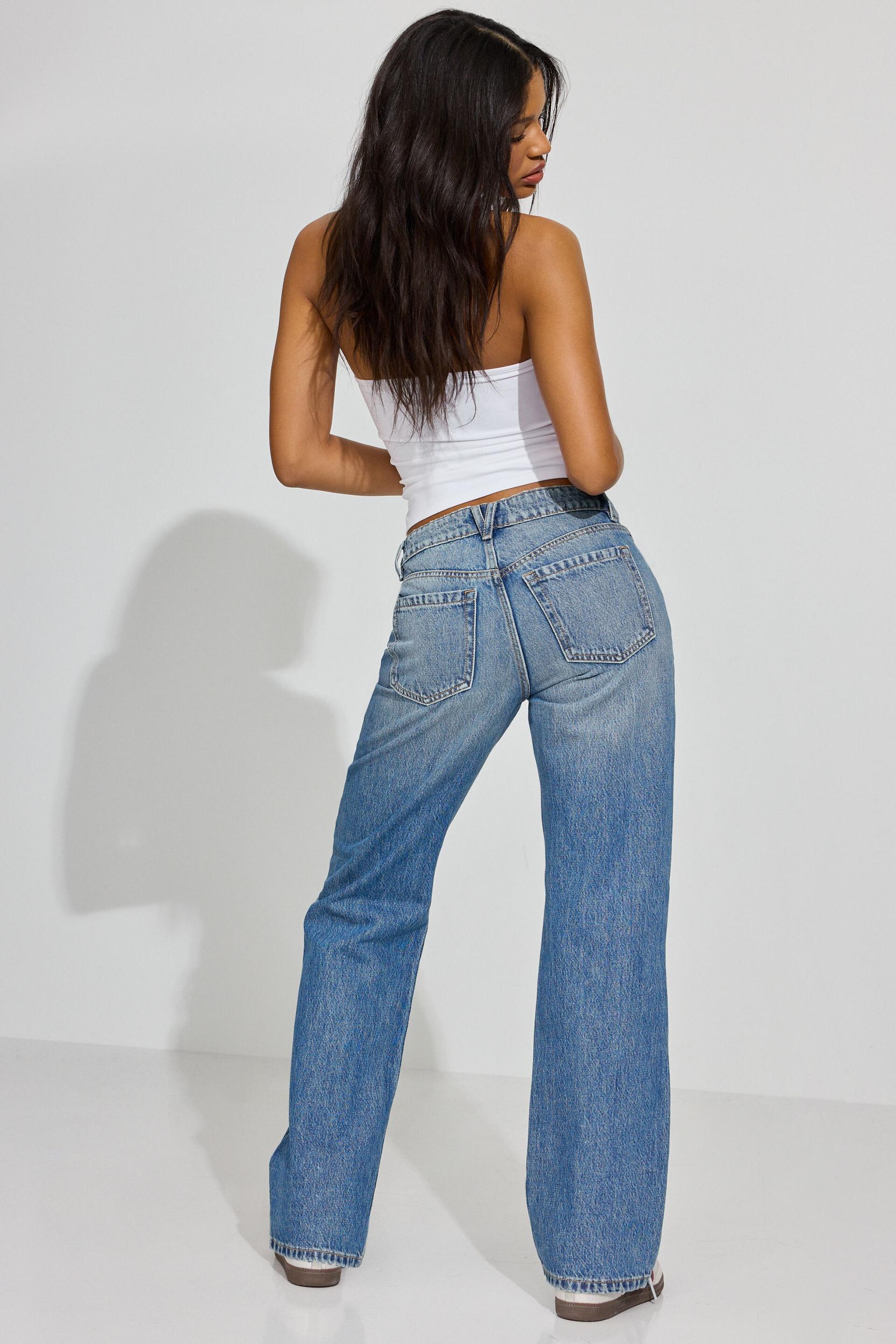 '90s Straight Jeans Product Image