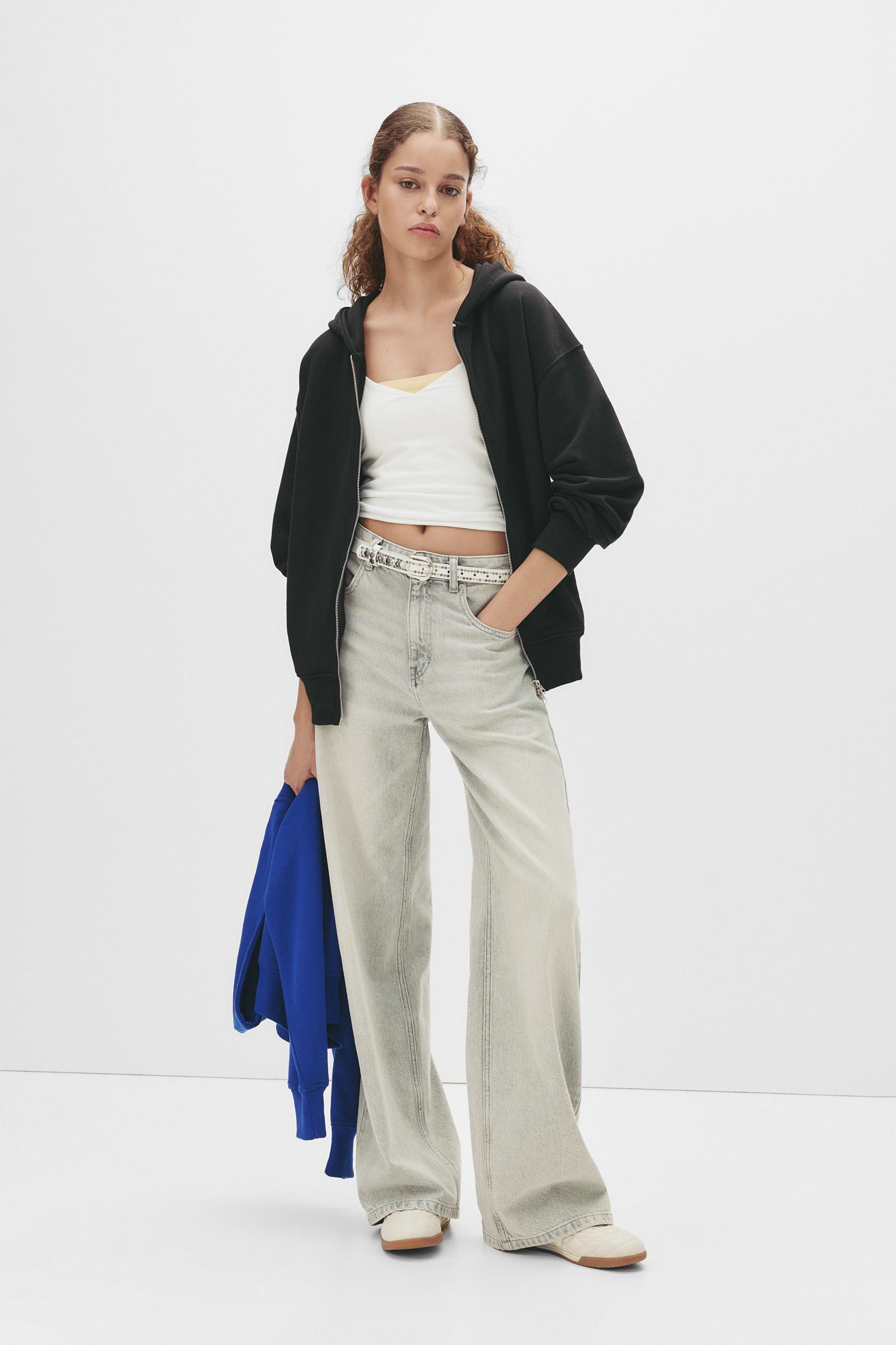 Hoodie with zipper Product Image