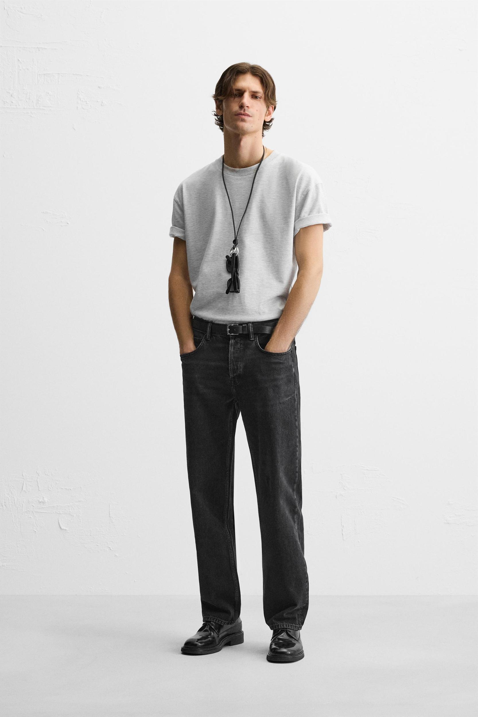 STRAIGHT FIT JEANS Product Image