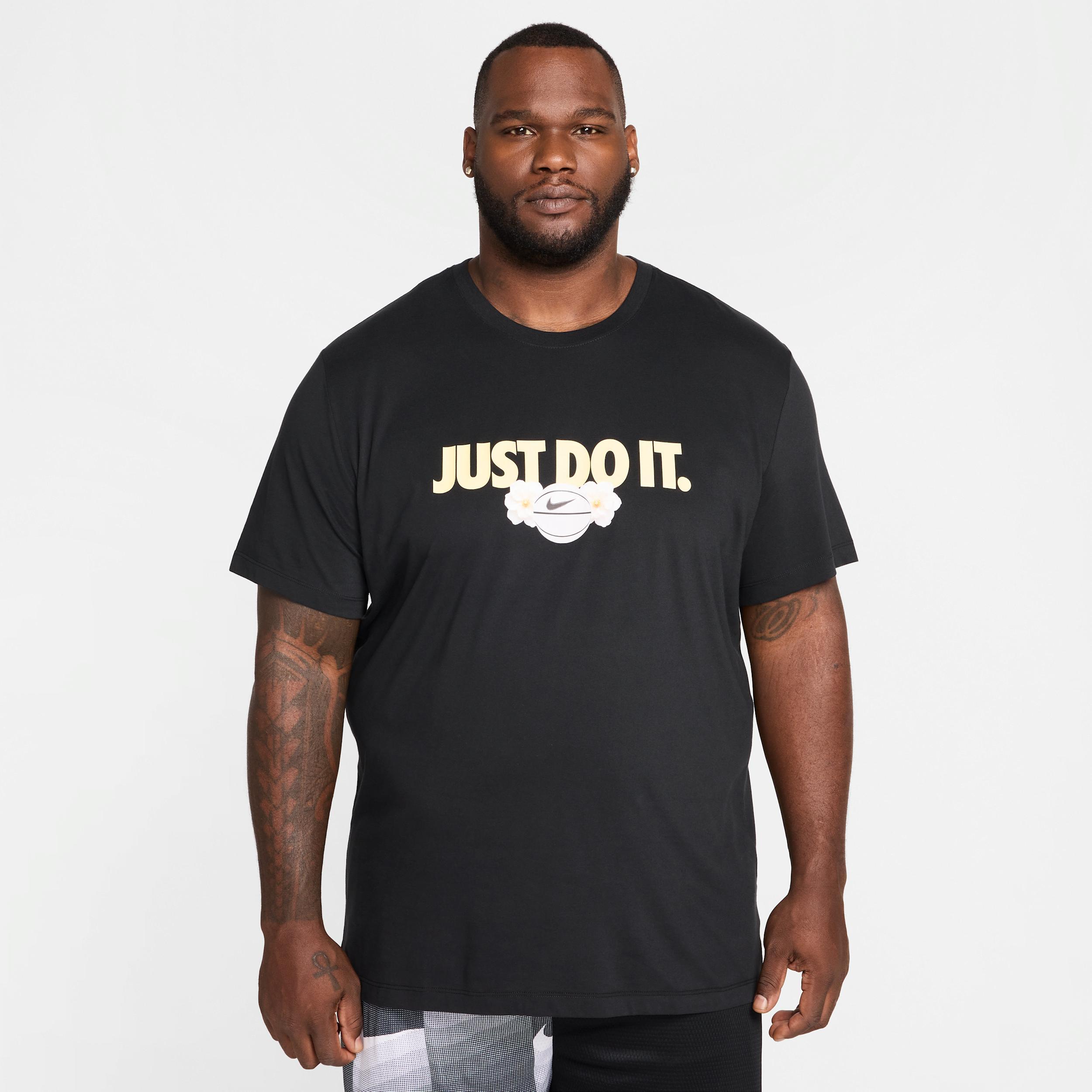 Nike Men's Dri-FIT Basketball T-Shirt Product Image