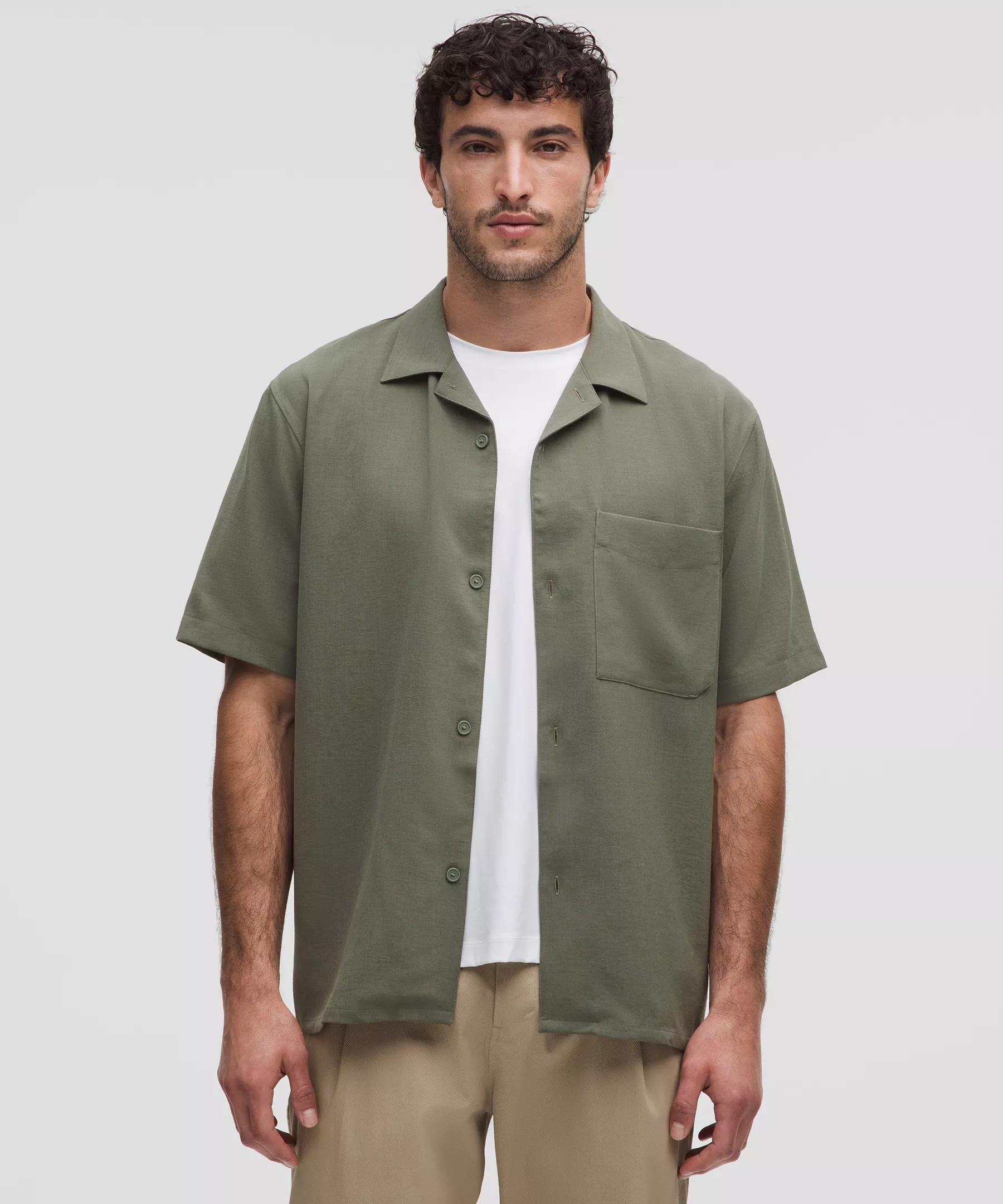 Lightweight Camp Collar Button-Up Shirt *Pocket Product Image