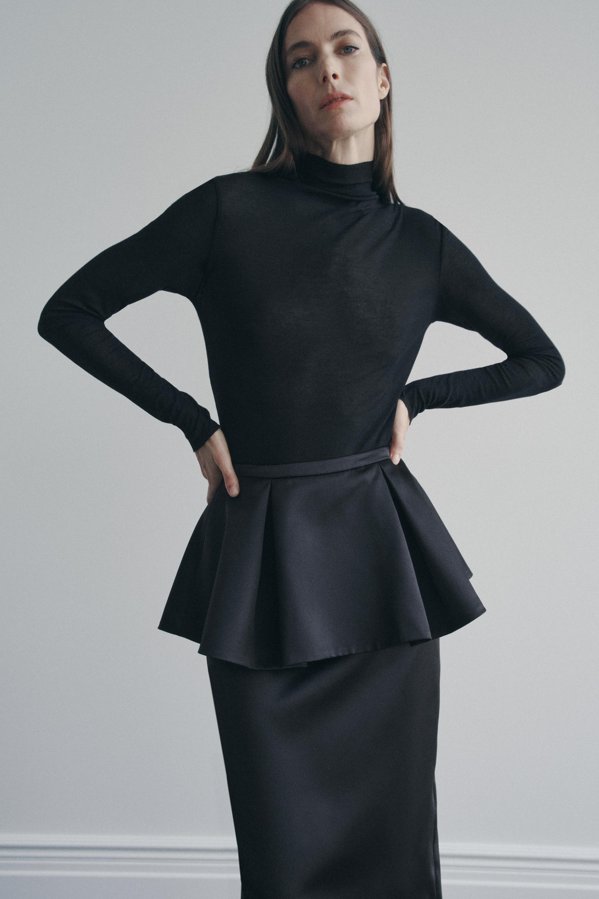 HEAVYWEIGHT SATIN PEPLUM SKIRT Product Image