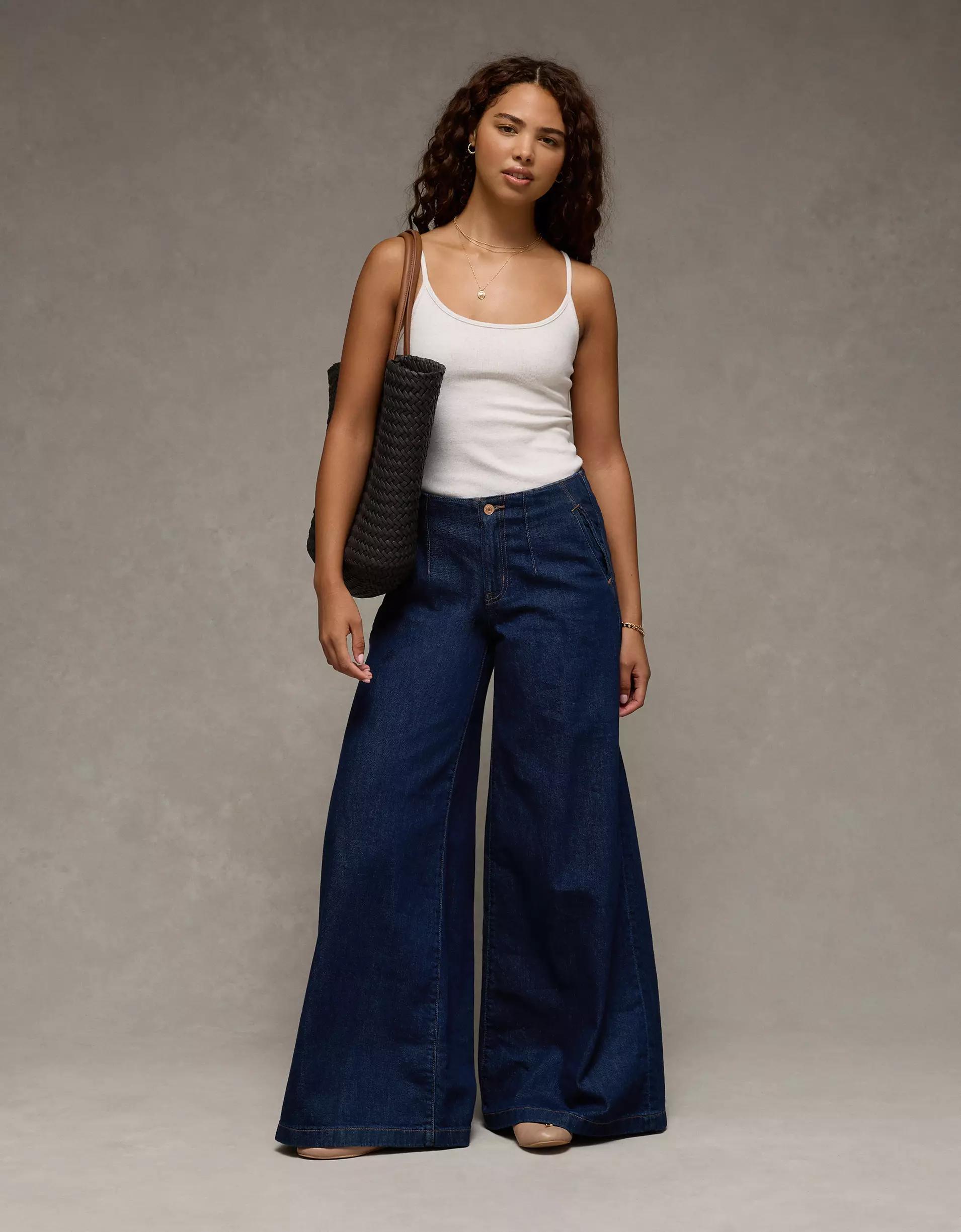 AE Main Squeeze Cami Product Image