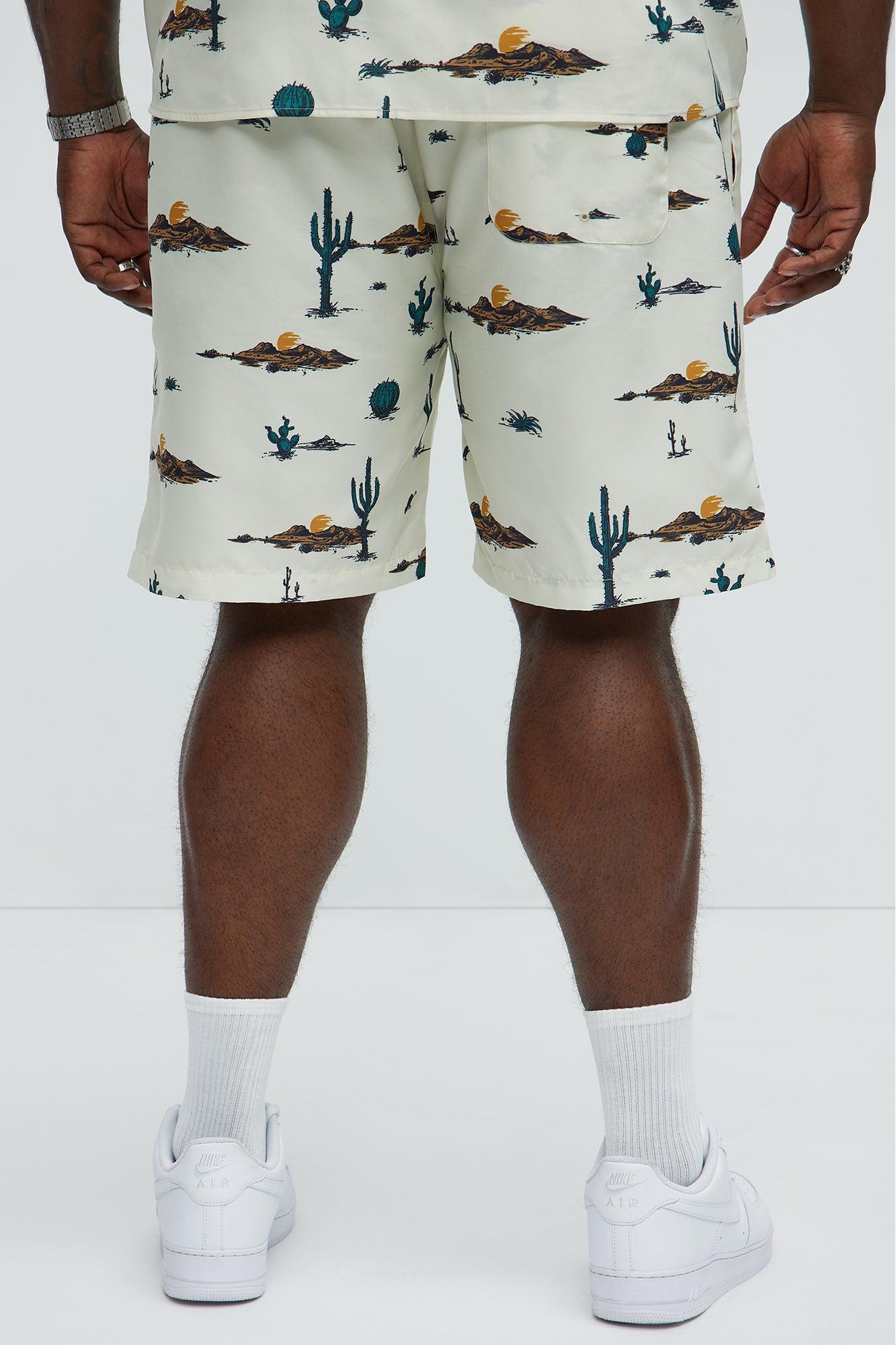 Desert Relaxed Short - White/combo Product Image