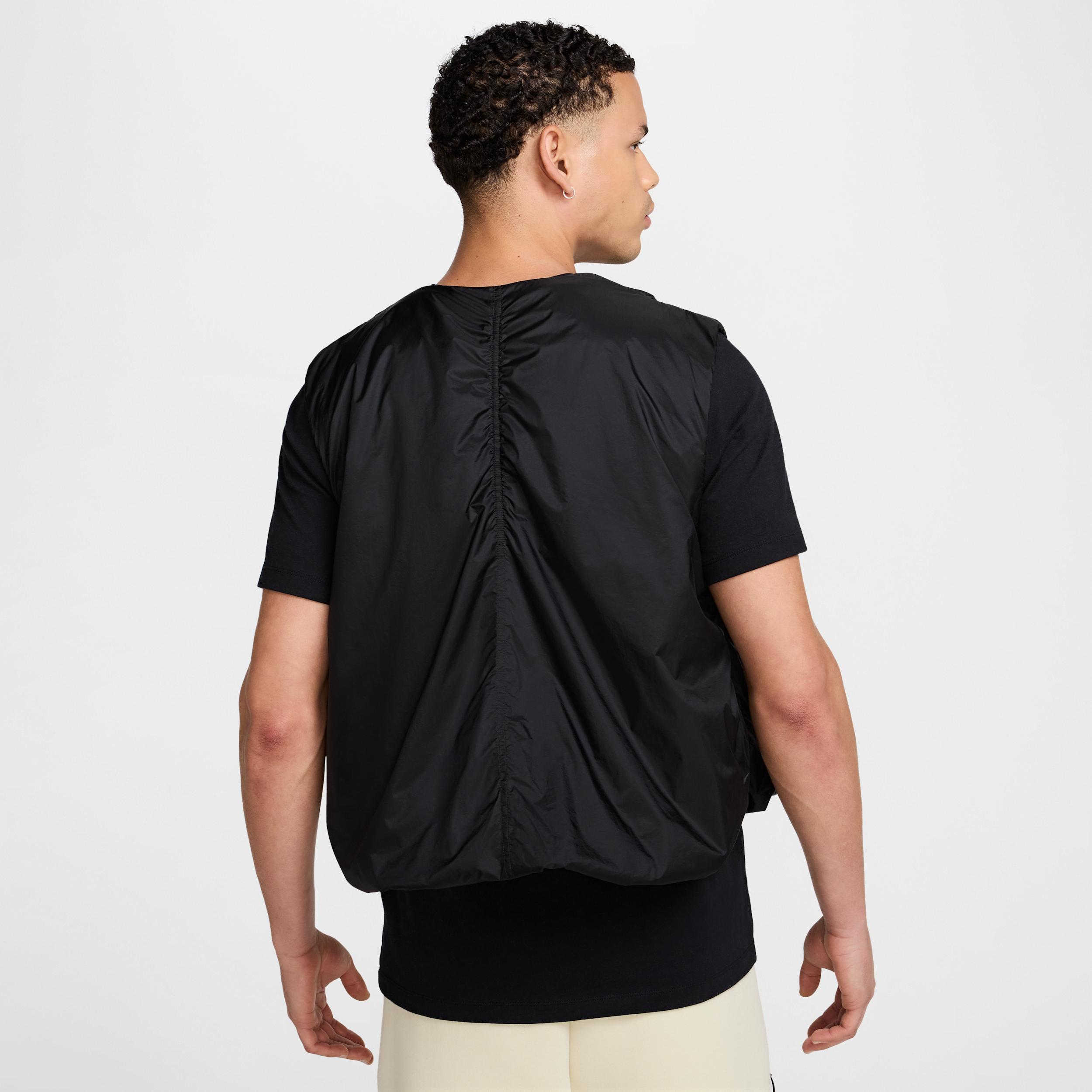 Nike Men's Tech Woven Vest Product Image