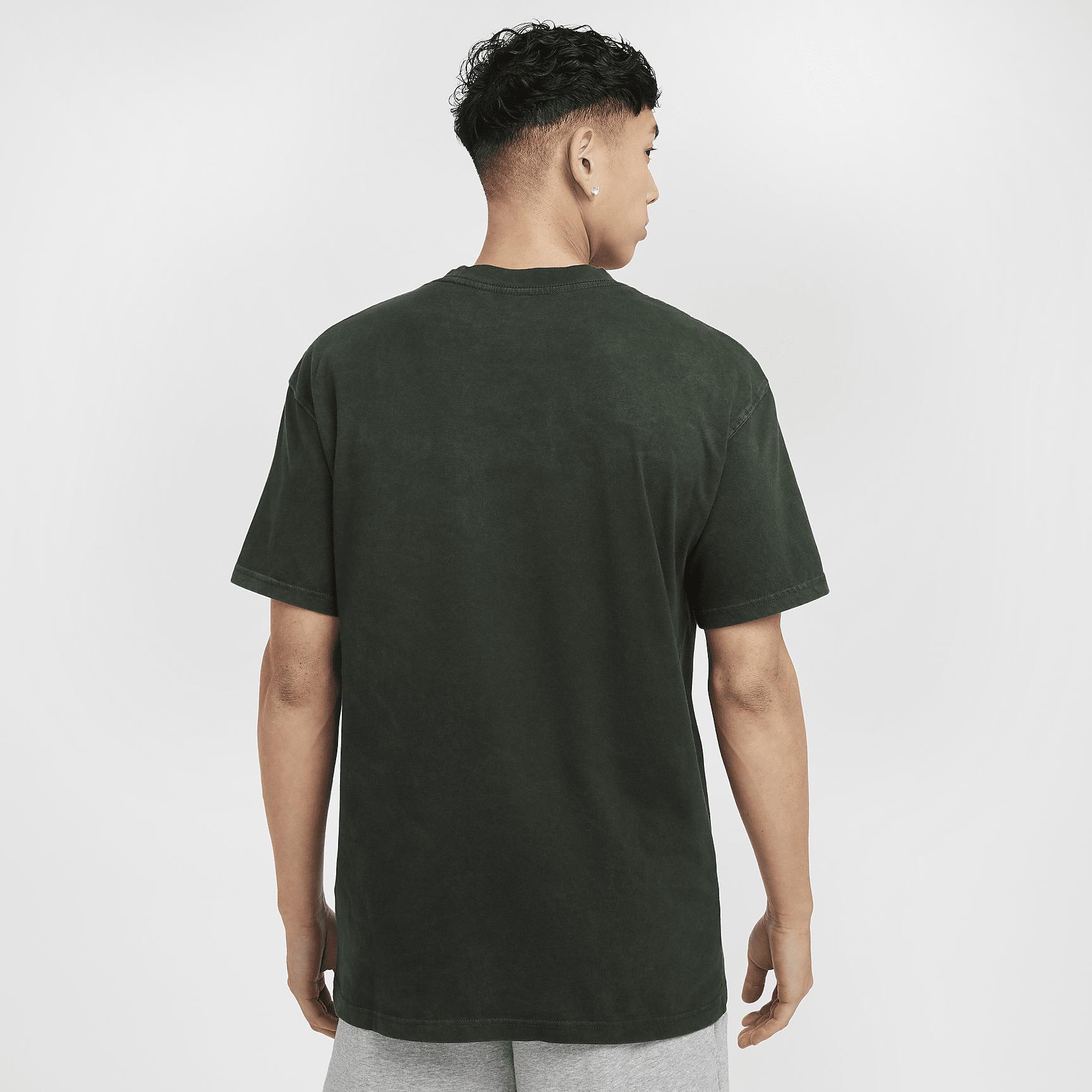 Nike Mens Max90 Basketball T-Shirt | HF6199-029 Product Image