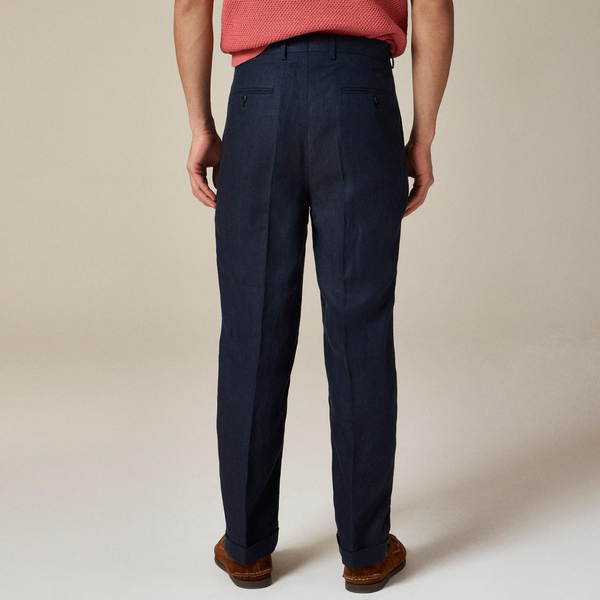 Relaxed-fit double-pleated trouser in linen herringbone Product Image