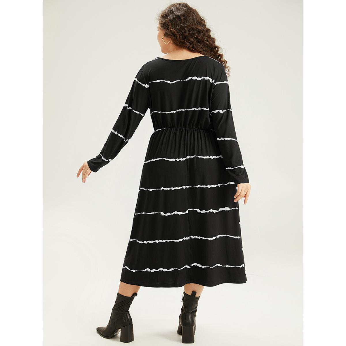 Plus Size Striped Print V Neck Elastic Waist Dress Black Women Casual Elastic Waist V-neck Long Sleeve Curvy Midi Dress BloomChic 26/4X Product Image