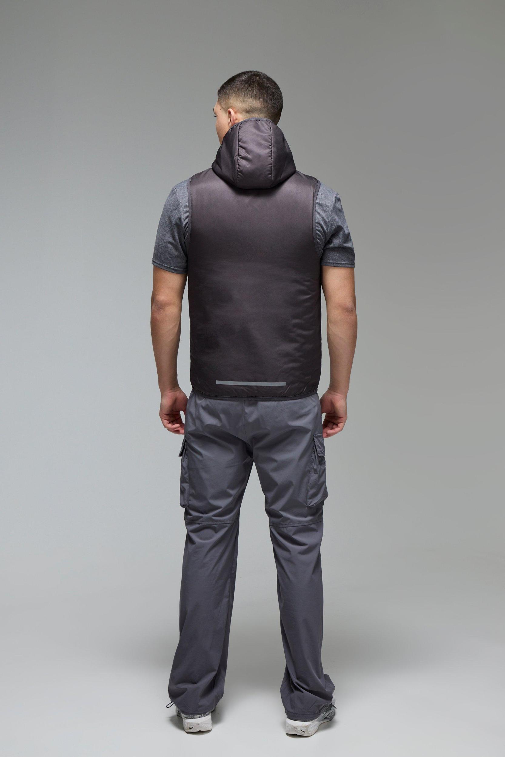 Man Active Body Warmer | boohooMAN USA Product Image