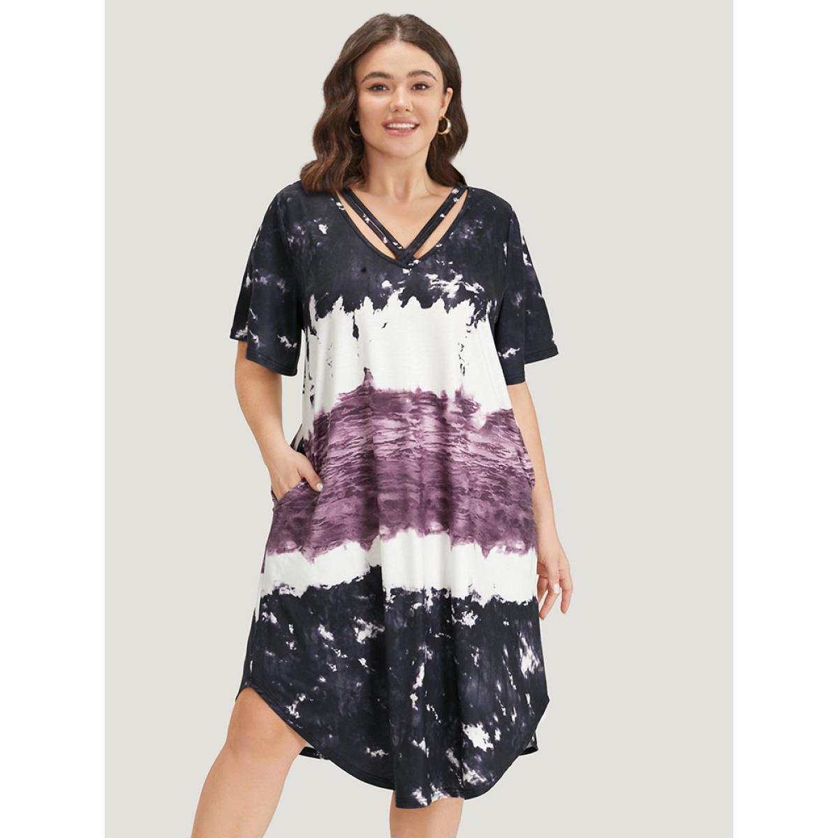 Plus Size Tie Dye Crisscross Pocket Curved Hem Dress Multicolor Women Casual Tie Dye V-neck Short sleeve Curvy Midi Dress BloomChic 26/4X Product Image