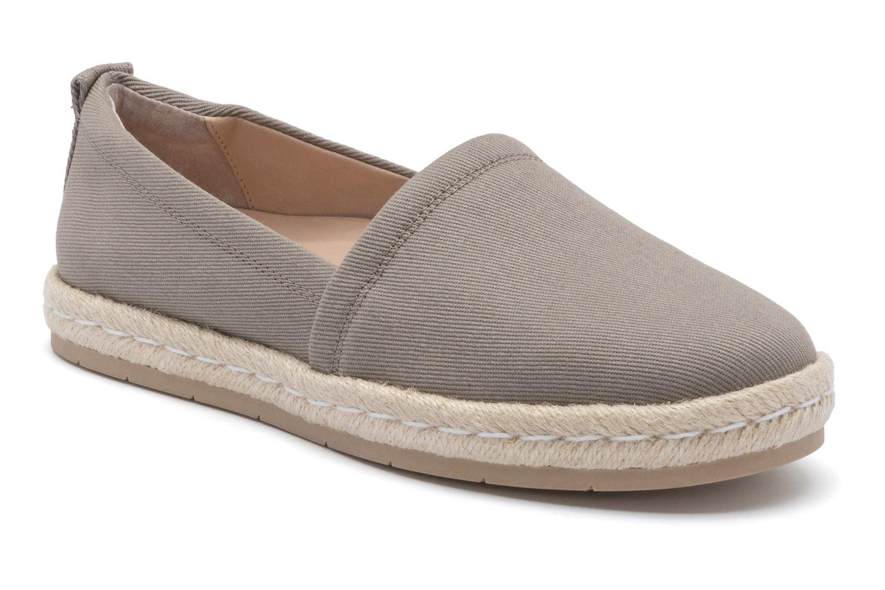 Isle Slip On Female Product Image