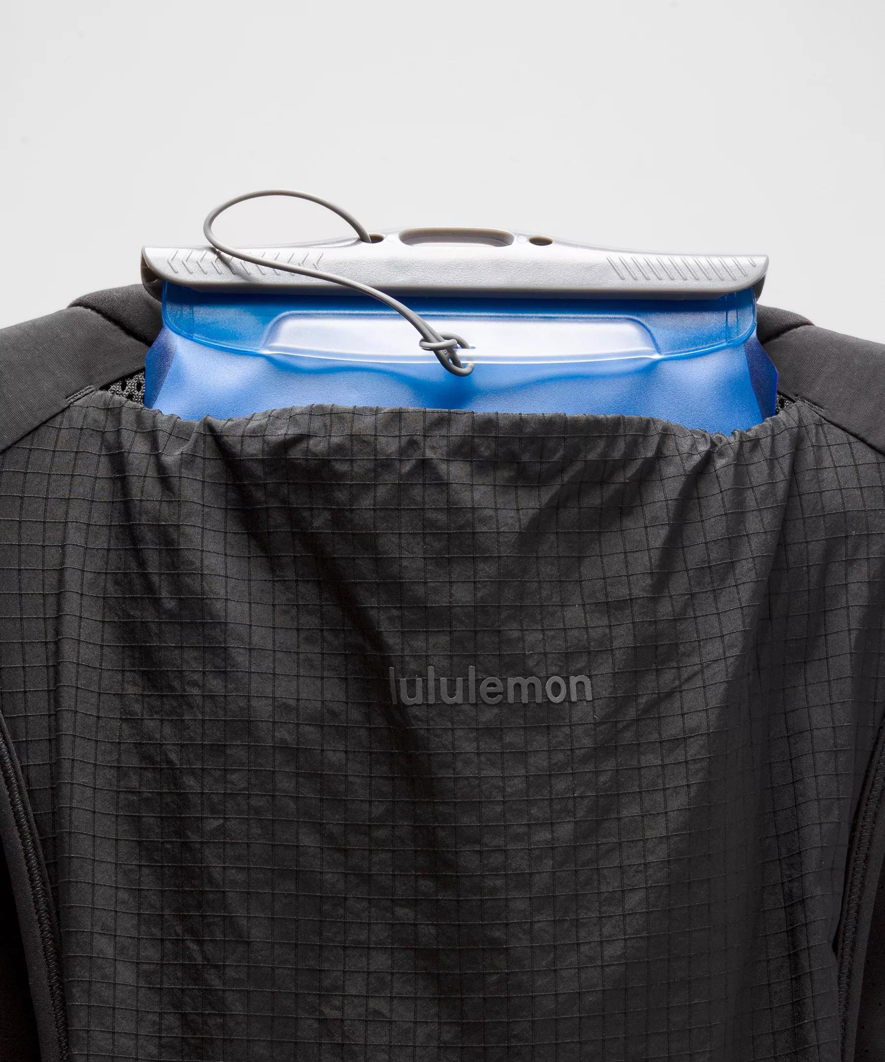 Men's Fast and Free Trail Running Vest Product Image