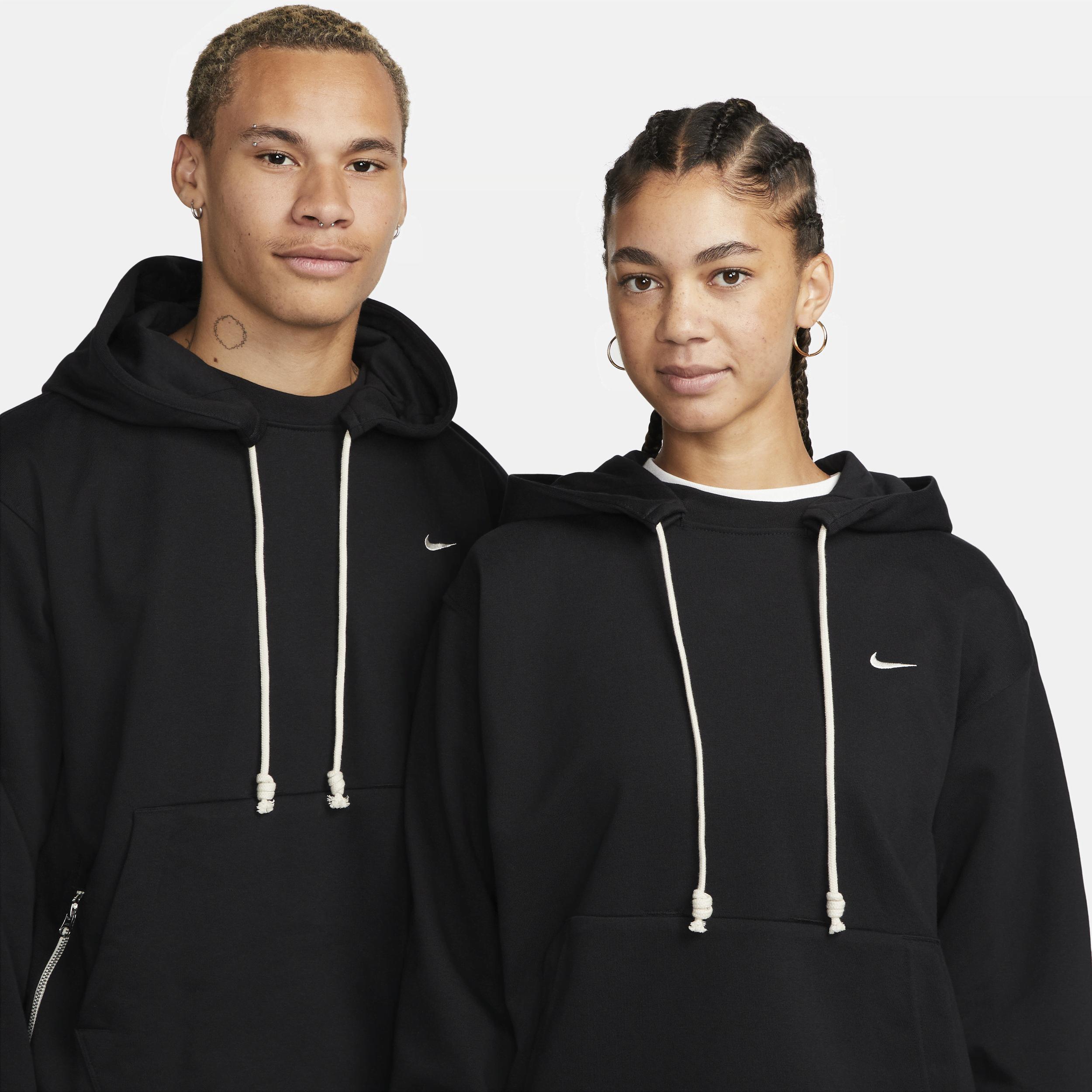 Nike Men's Standard Issue Dri-FIT Pullover Basketball Hoodie Product Image