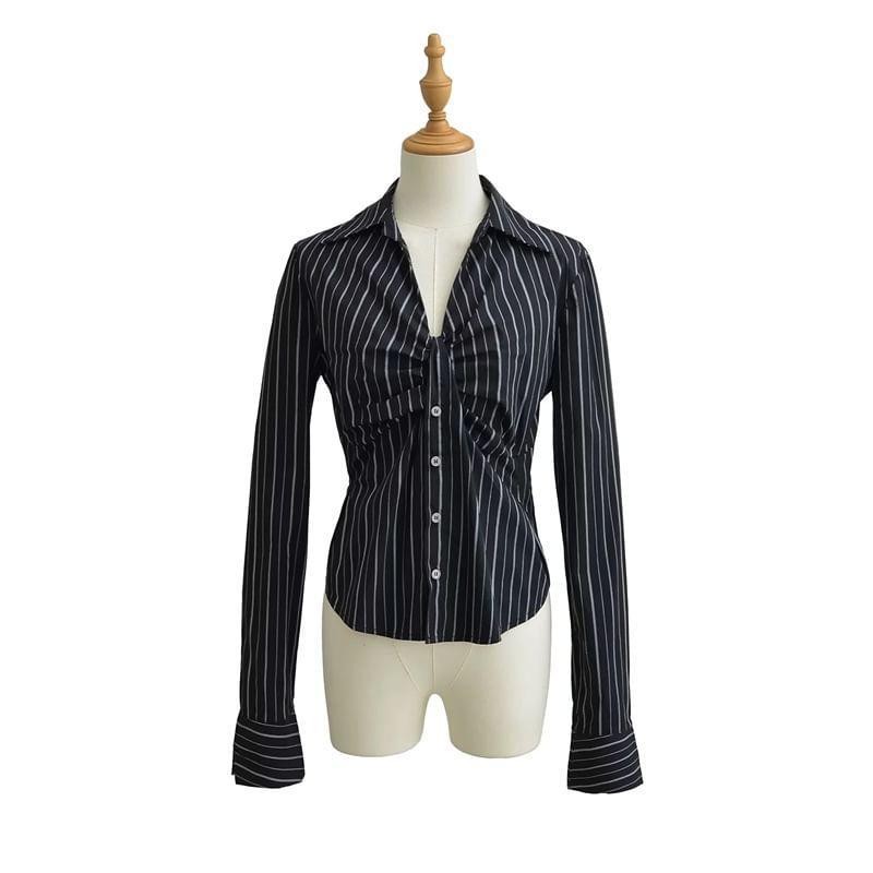 Long-Sleeve V-Neck Collared Striped Ruched Button-Up Blouse Product Image