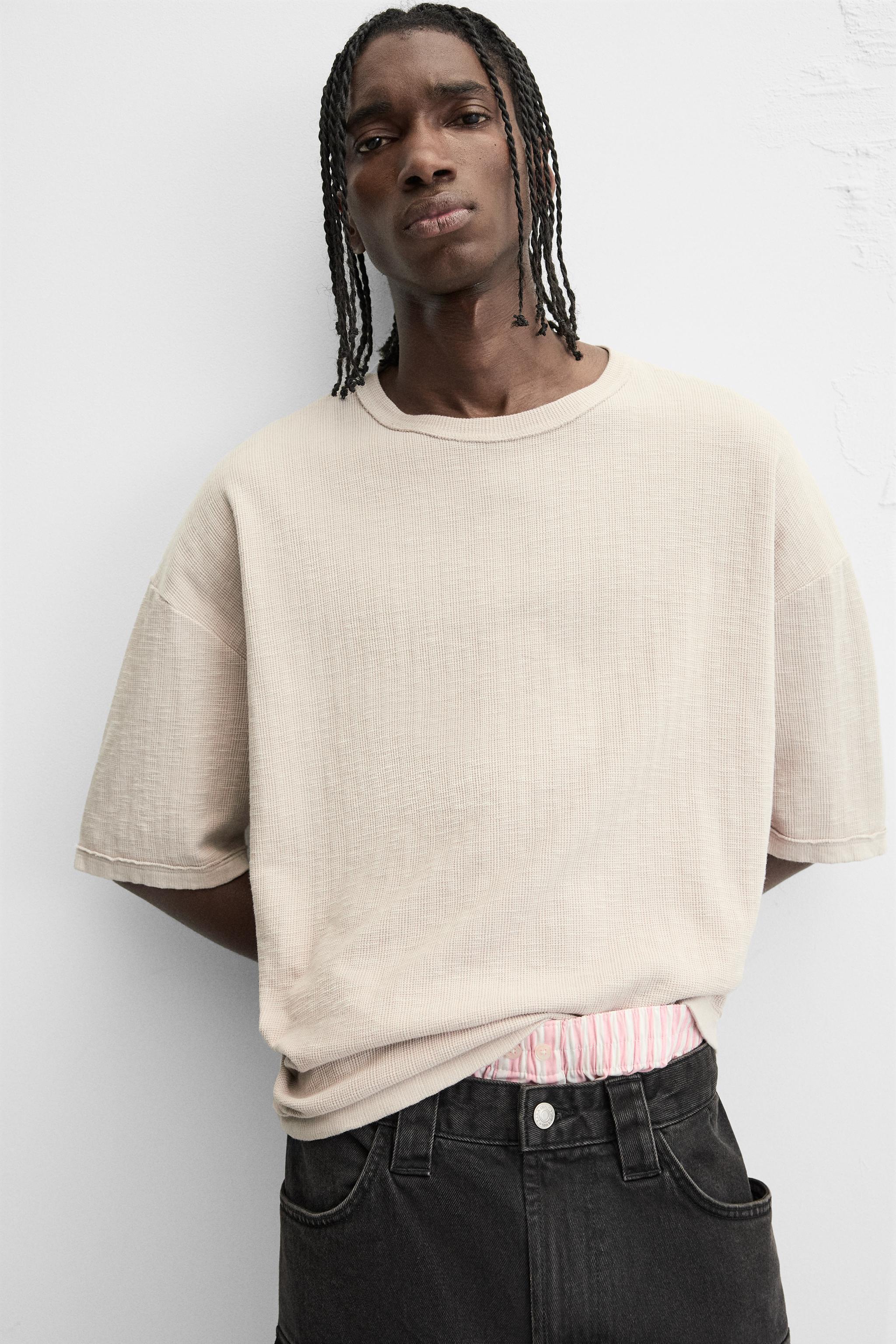 WASHED TEXTURED KNIT T-SHIRT Product Image