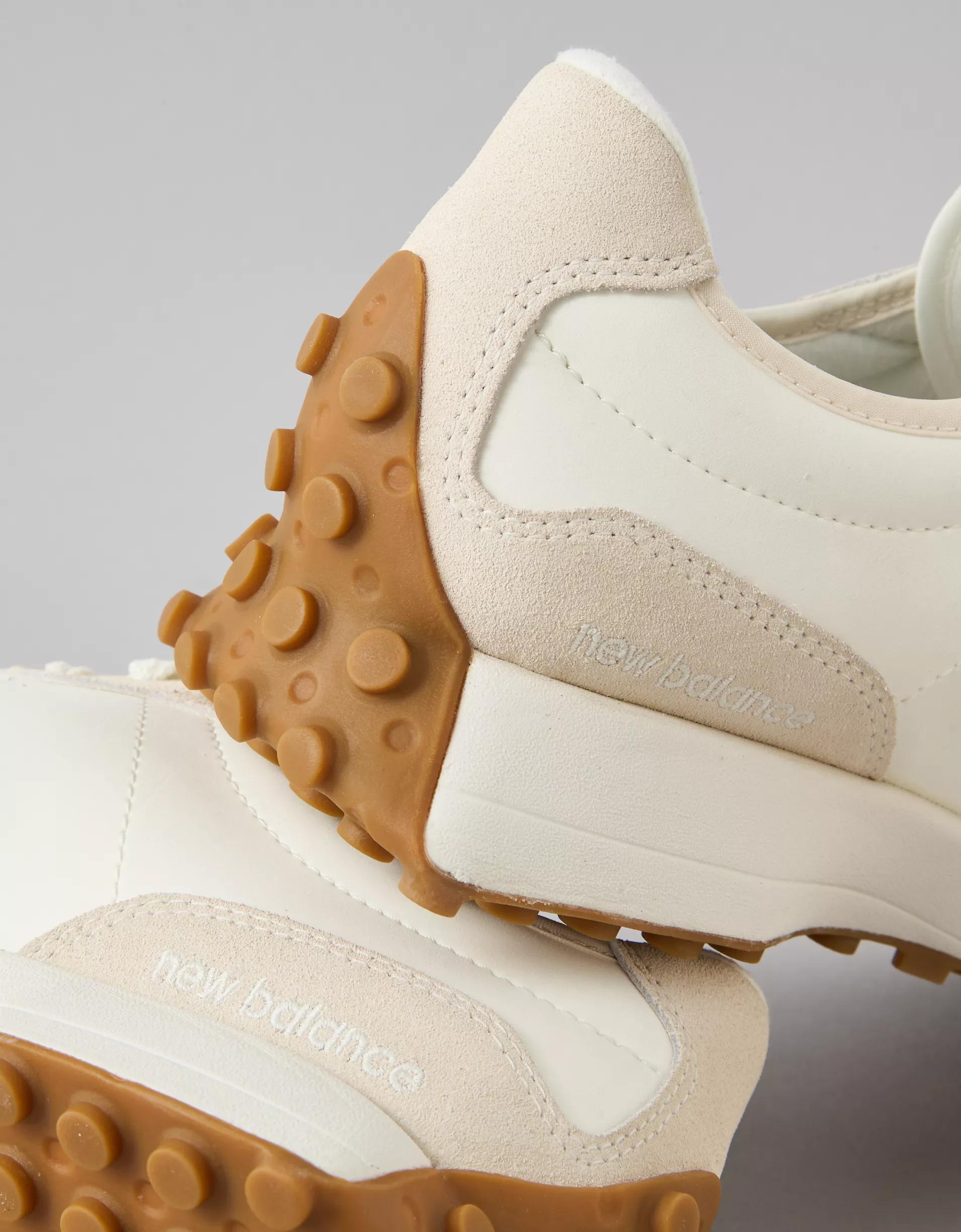 New Balance 327 Sneaker Product Image