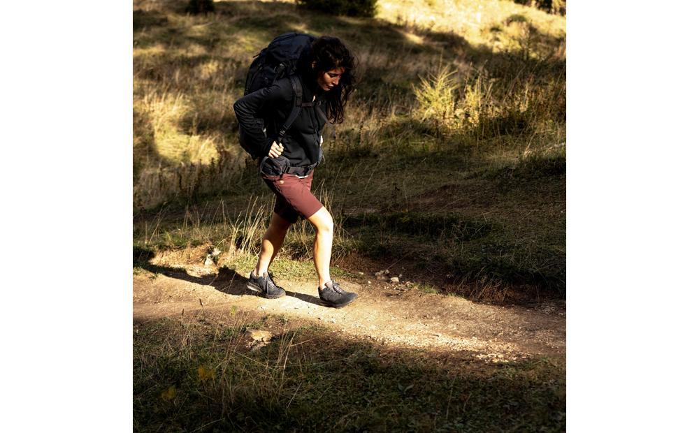 Abisko Trail Stretch Shorts W Product Image