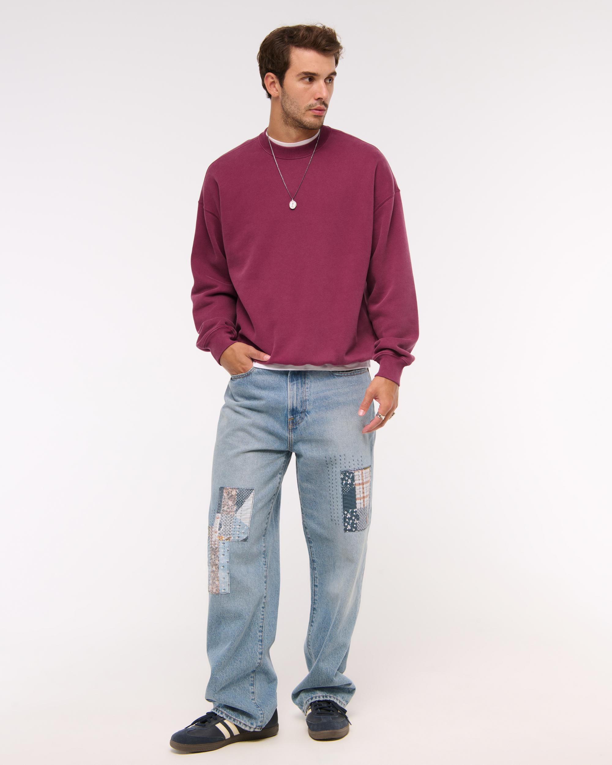 Essential Crew Sweatshirt Product Image