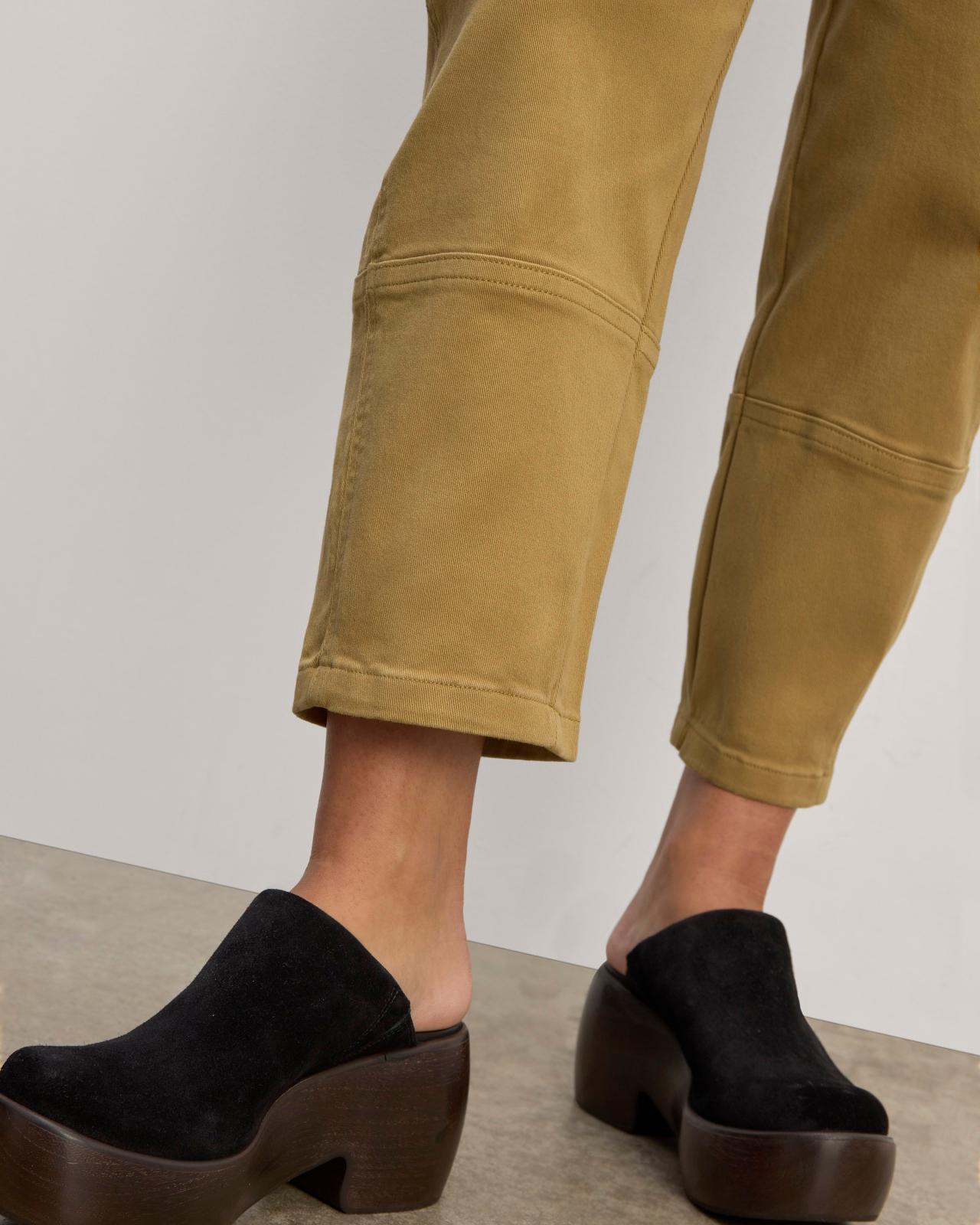 The Utility Barrel Pant Product Image