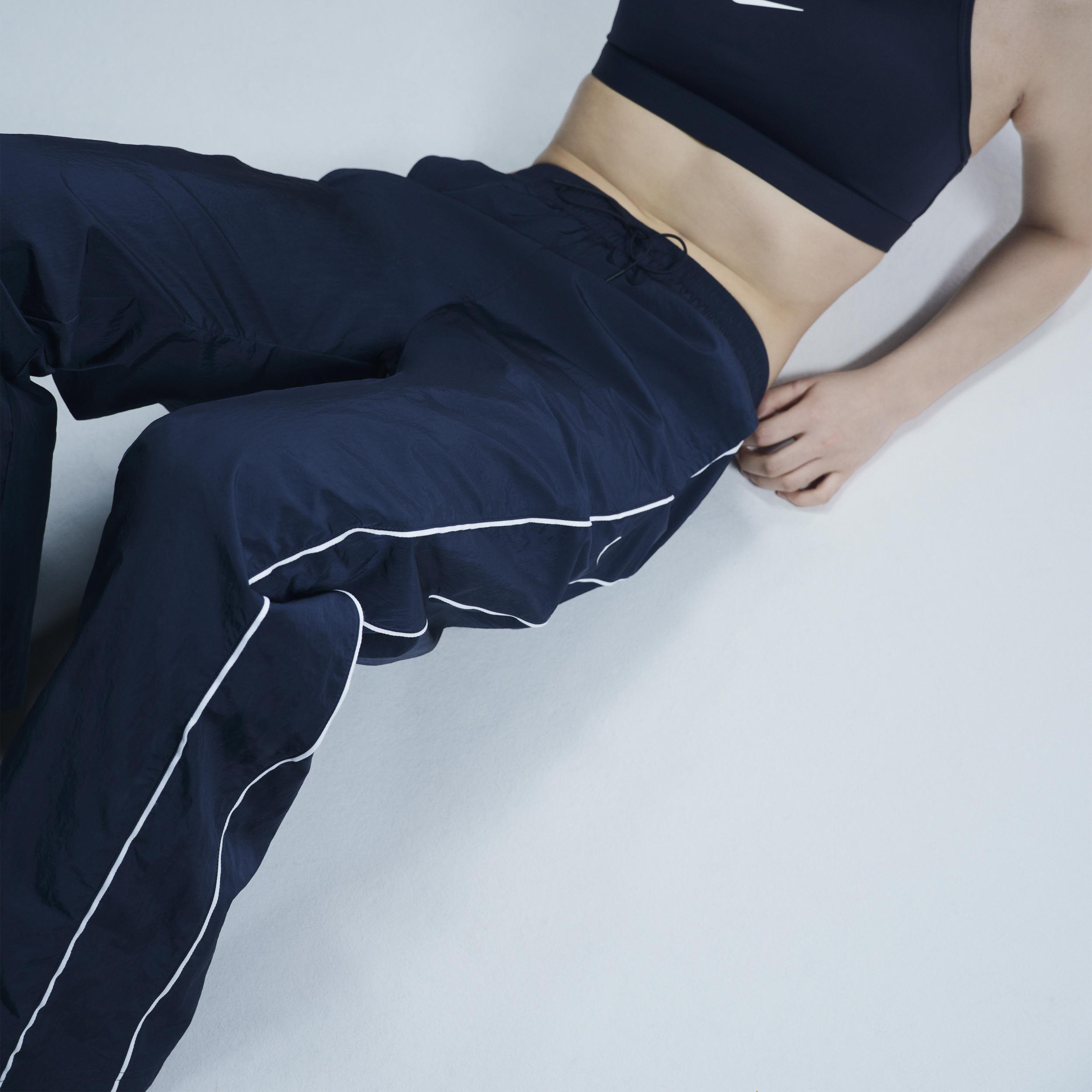 Nike Windrunner Women's High-Waisted Woven Open-Hem Pants Product Image