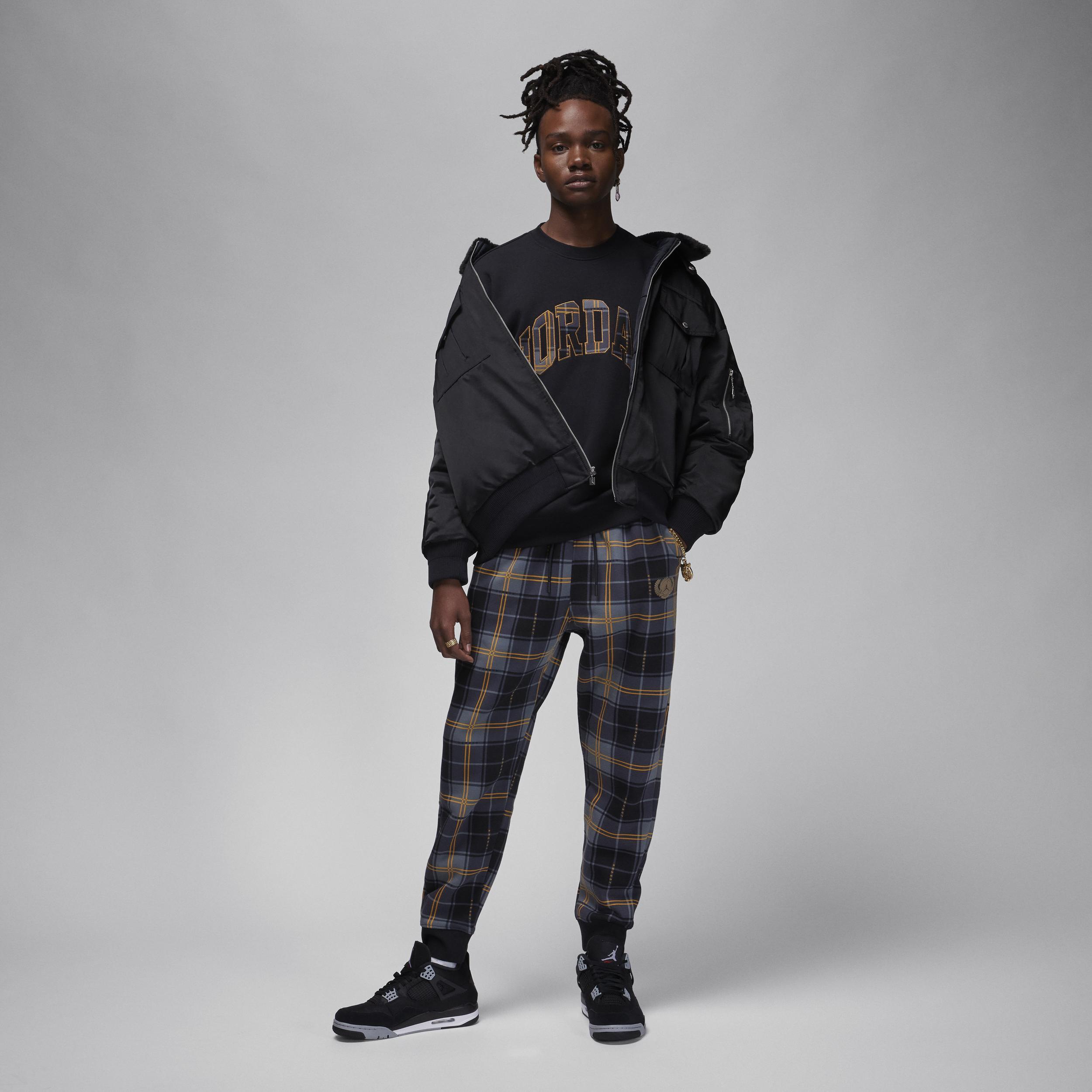 Jordan Mens Essential Holiday Plaid Fleece Crew - Black/Gold Product Image