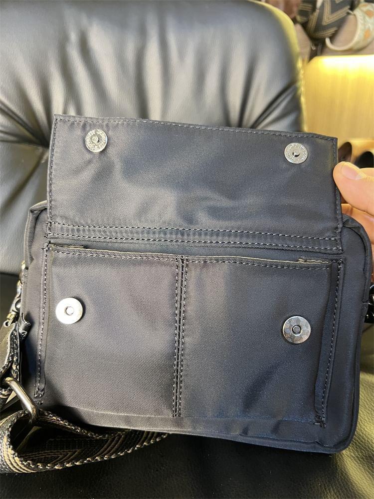 Multi-Pocket Crossbody Bag Product Image