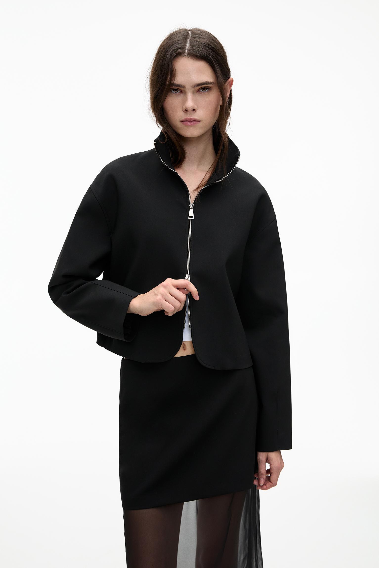 Lightweight fabric jacket with zipper Product Image