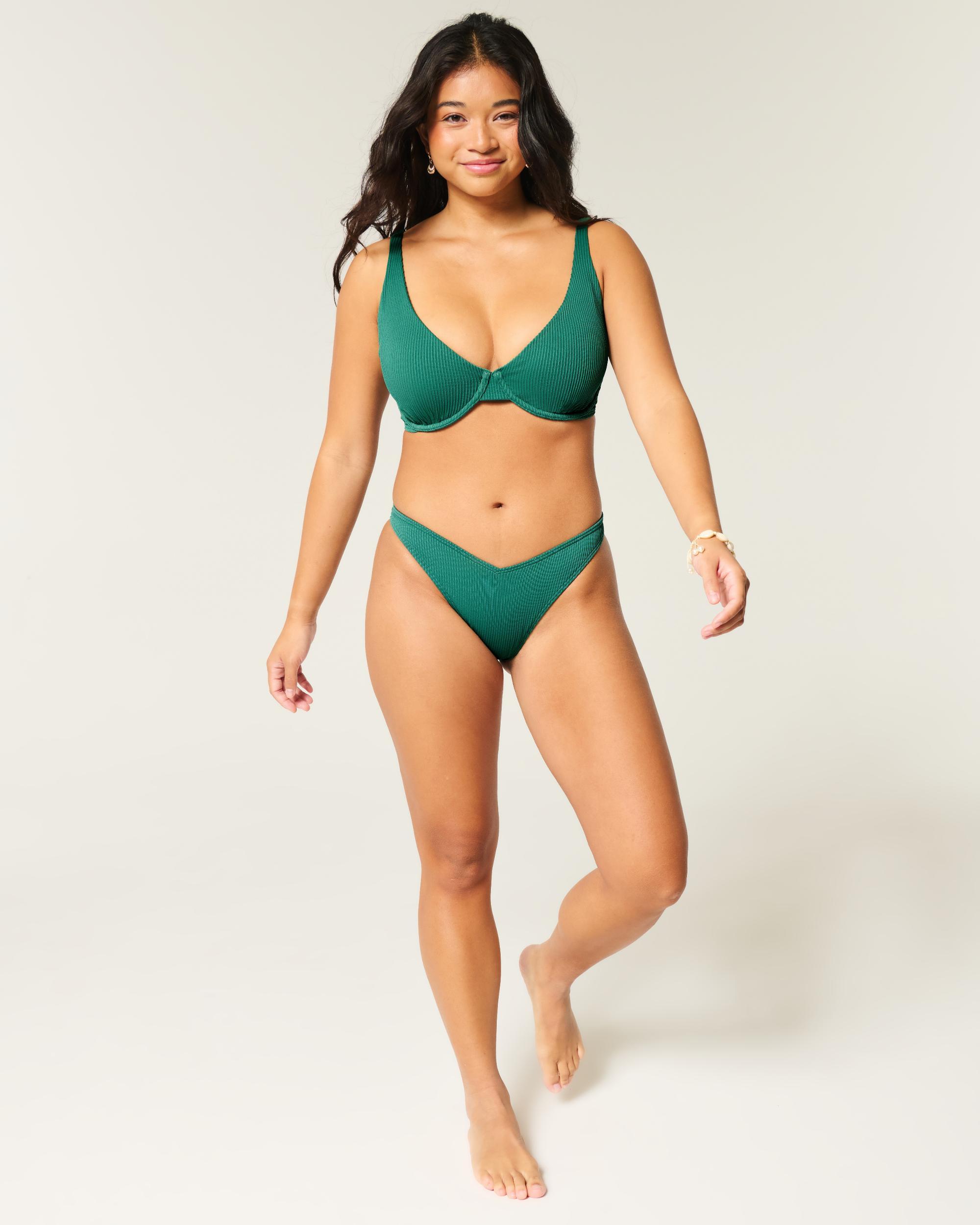 Curvy High Apex Ribbed Underwire Bikini Top Product Image