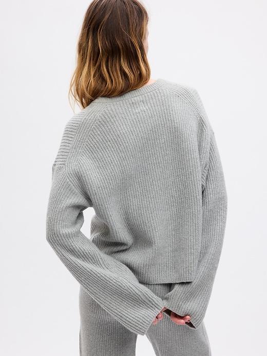 CashSoft Shaker-Stitch Relaxed Sweater Product Image