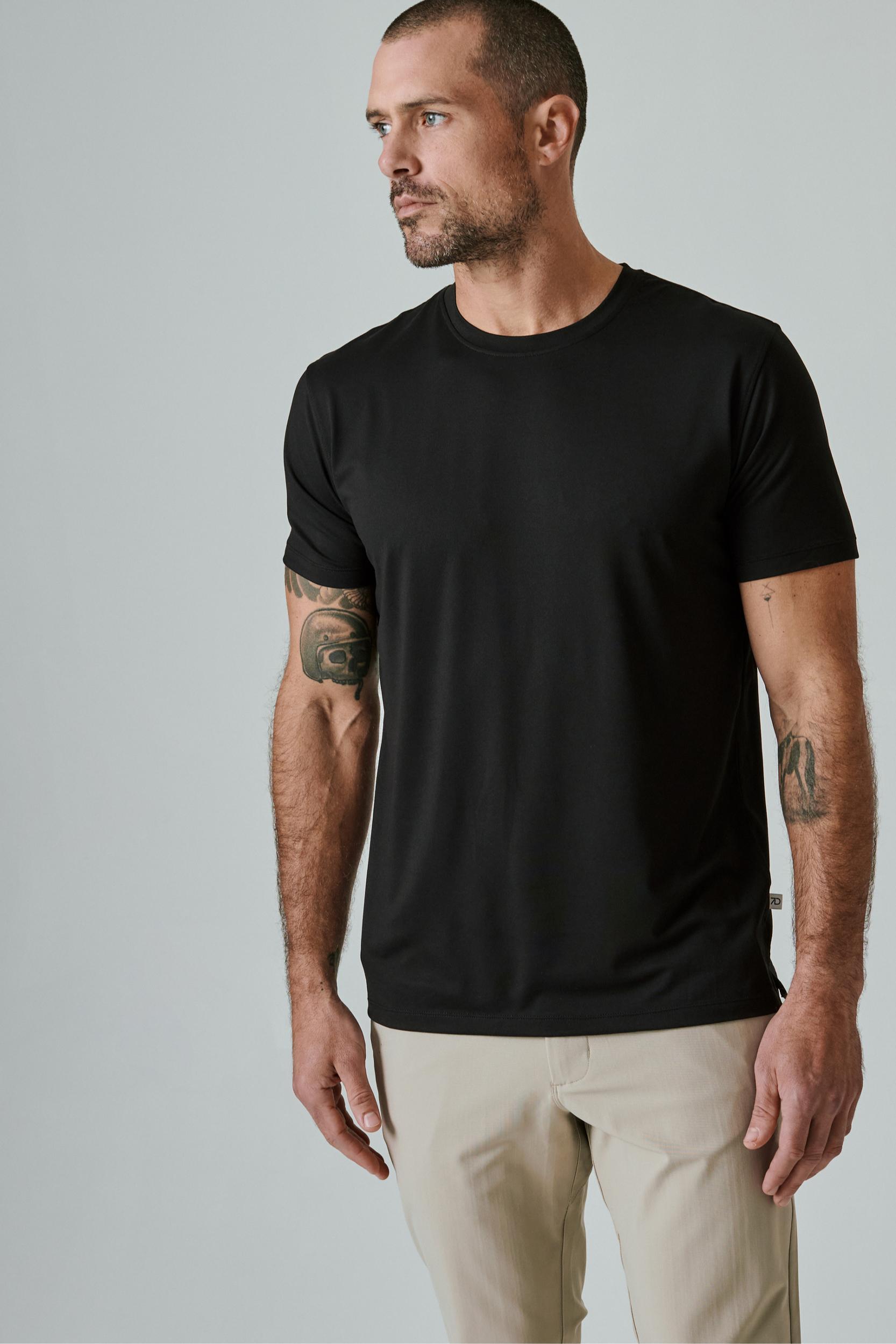 Core Crew Neck Tee- Black Product Image