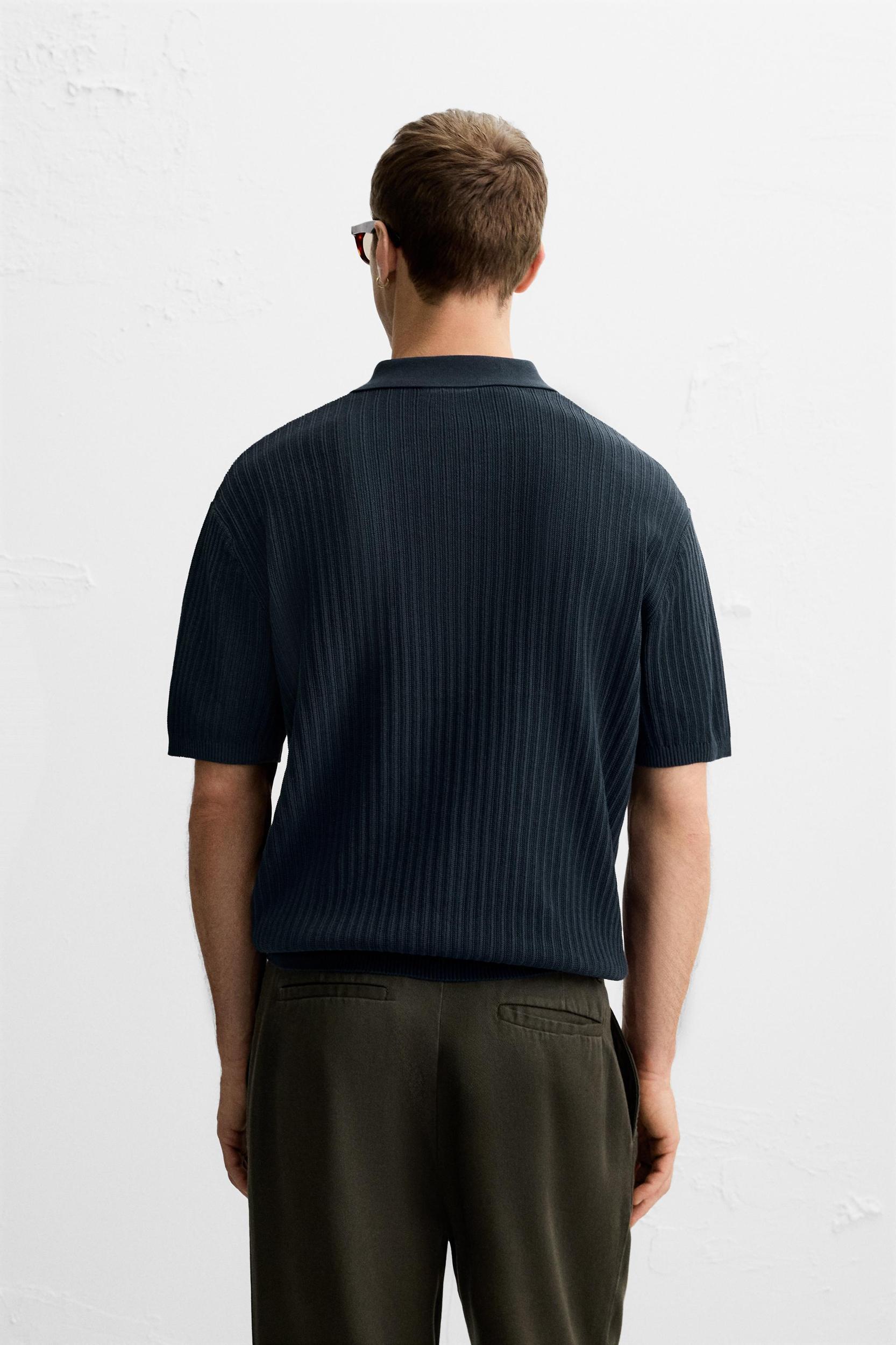 VERTICAL TEXTURED KNIT POLO SHIRT Product Image