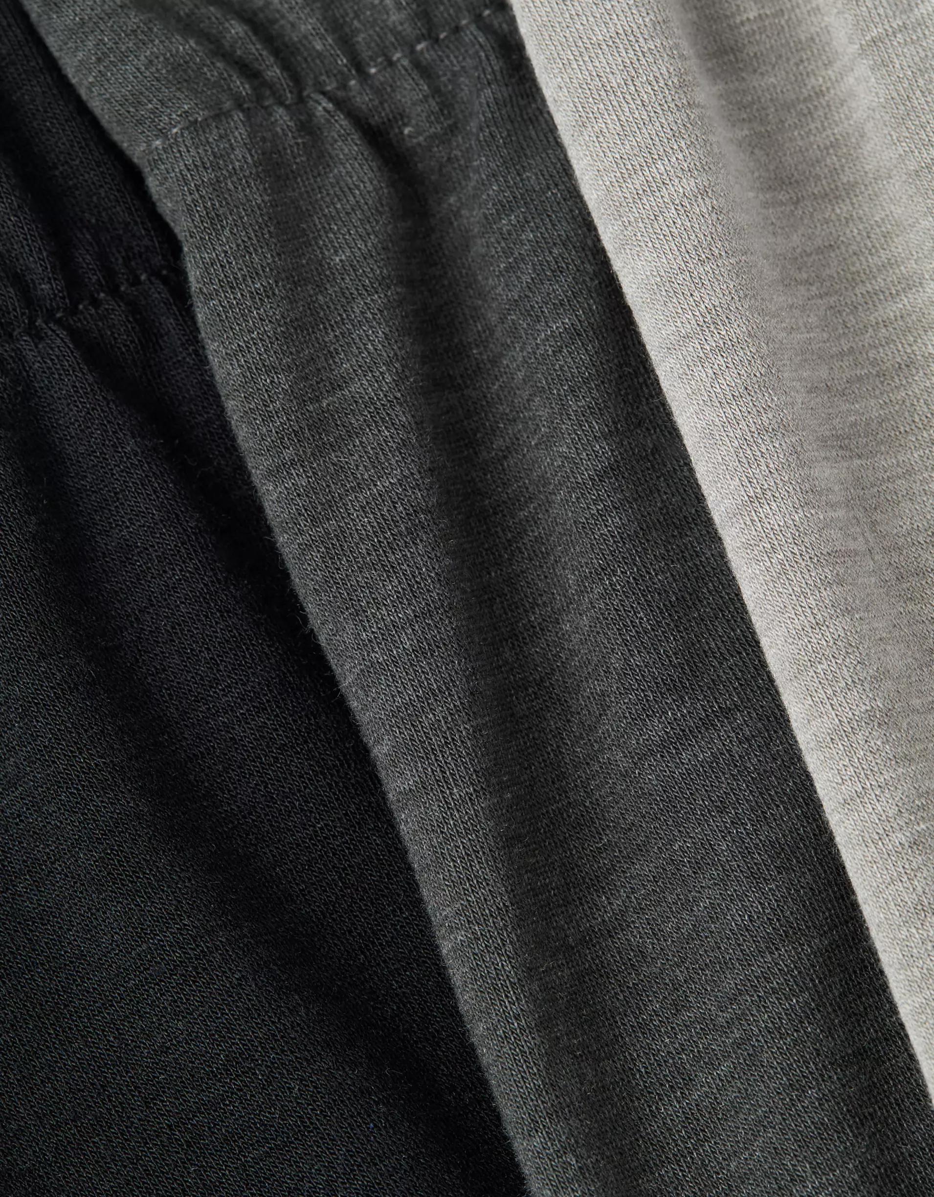 AEO Men's Cherries Slim Knit Ultra Soft Boxer Short Product Image