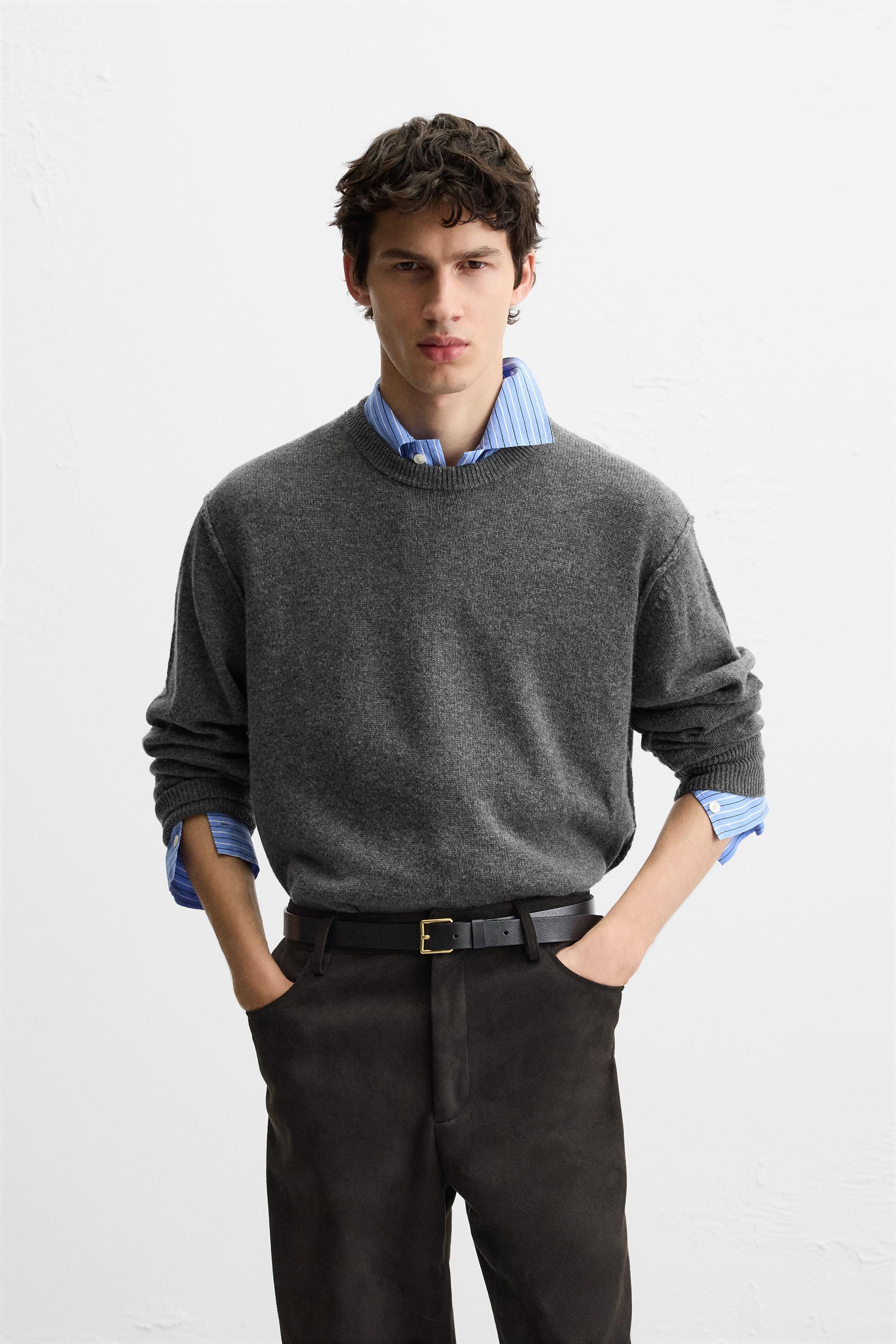 SWEATER WITH SEAMS Product Image