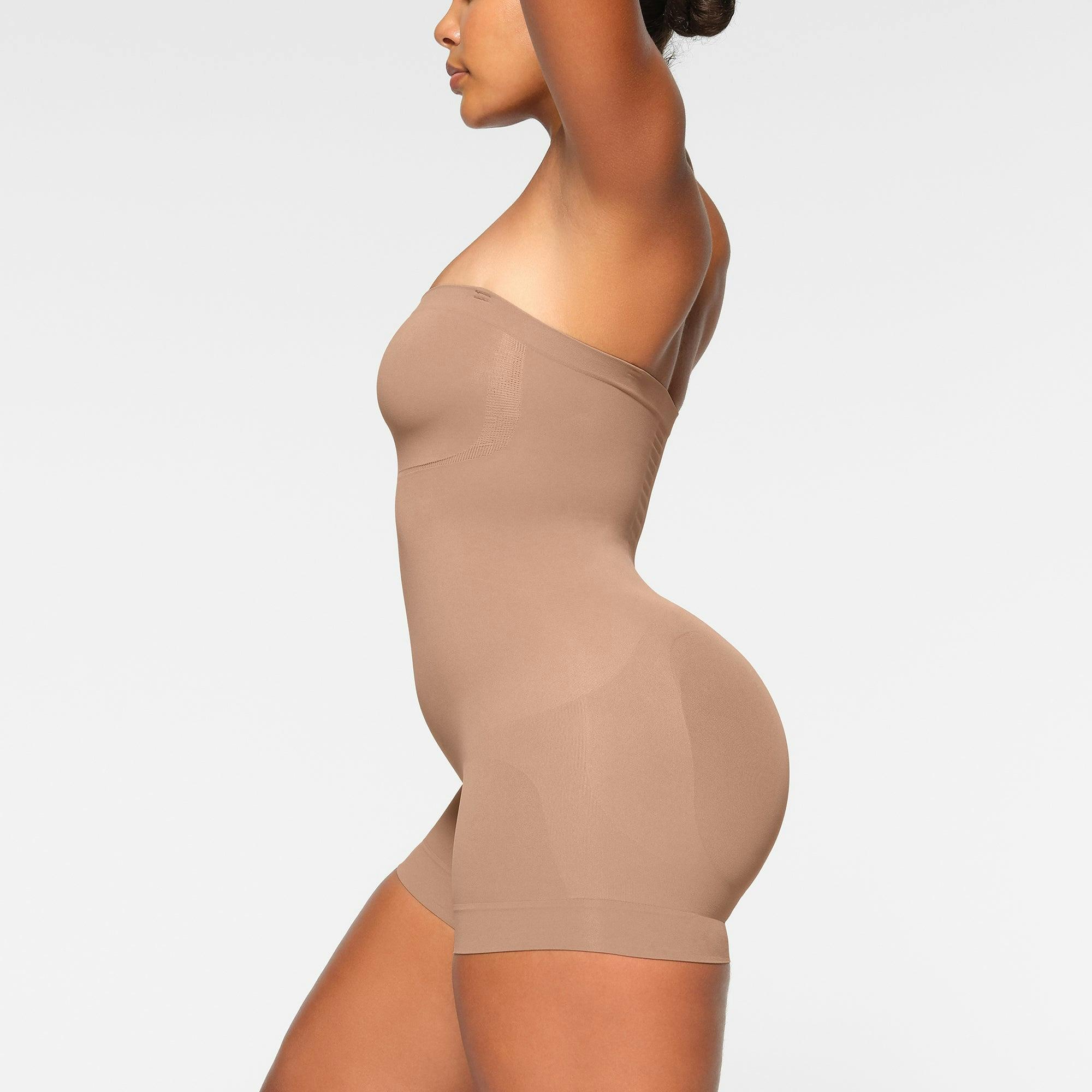 SEAMLESS SCULPT STRAPLESS SHORTIE BODYSUIT | SIENNA Product Image