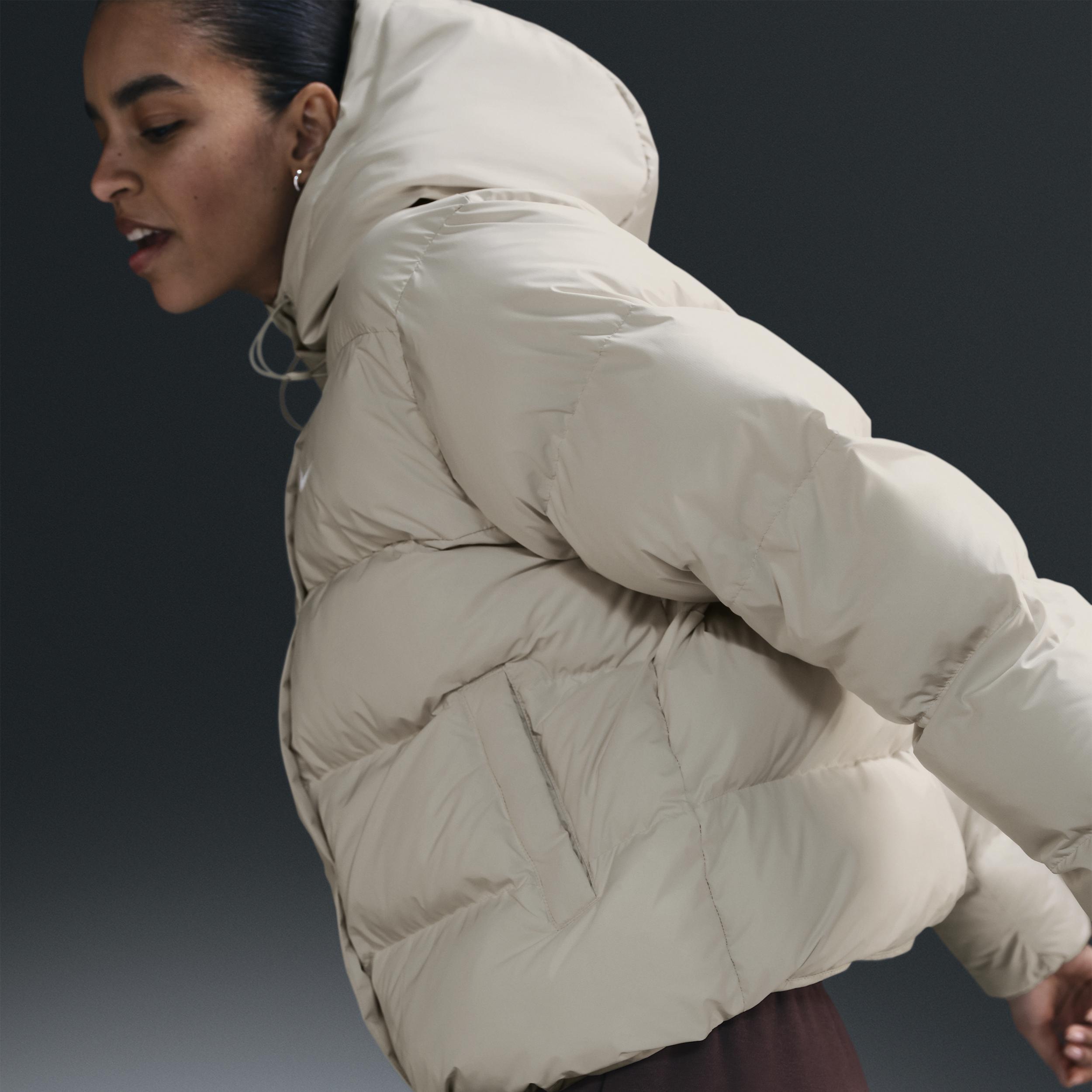 Women's Nike Sportswear Metro Puffer Therma-FIT Loose Hooded Jacket Product Image